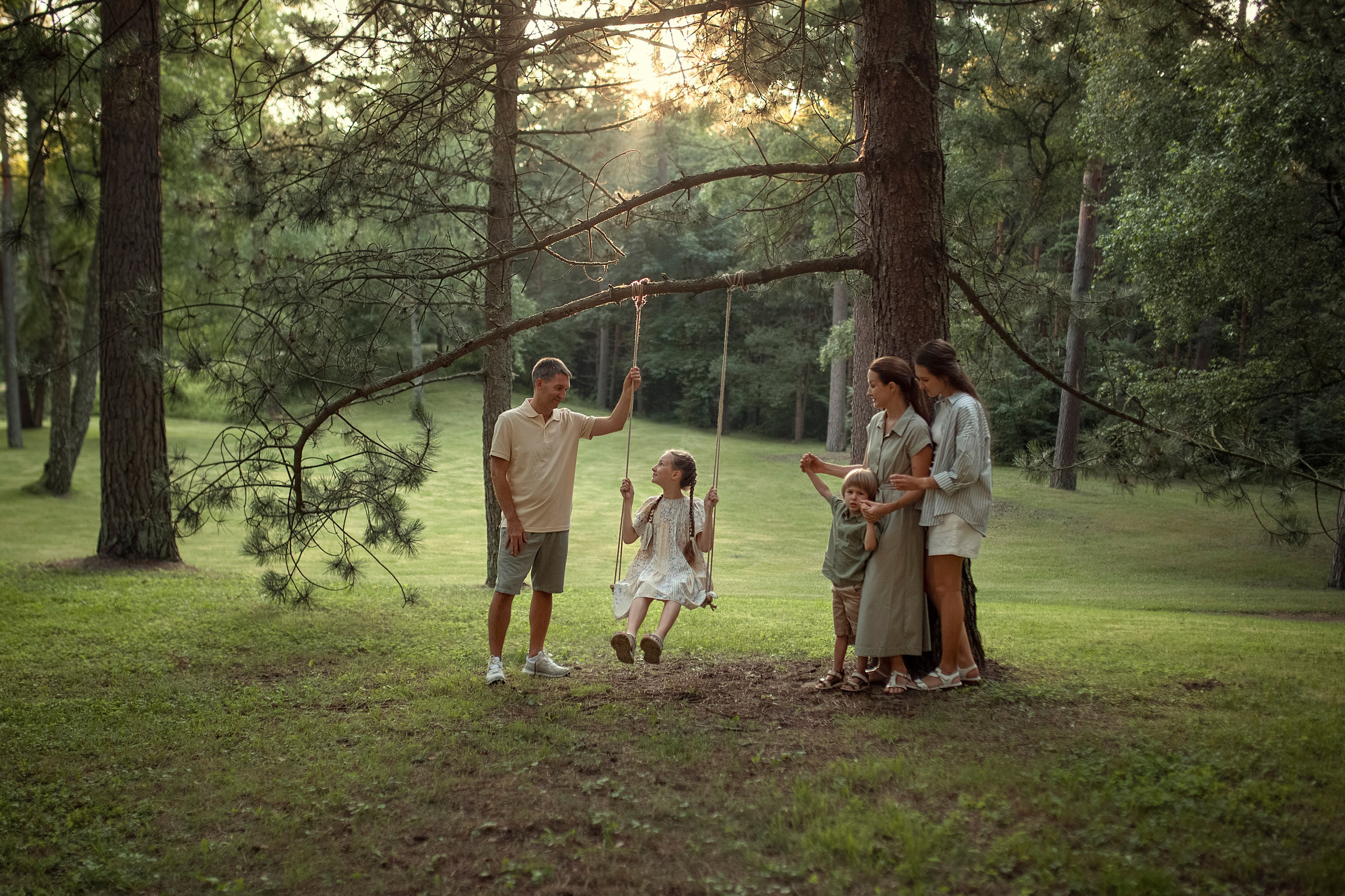 Наташа, Юра, Ксения, Лиза и Арсений 2025. Fotograf rodzinny i dziecięcy w Warszawie Mila Babrouskaya