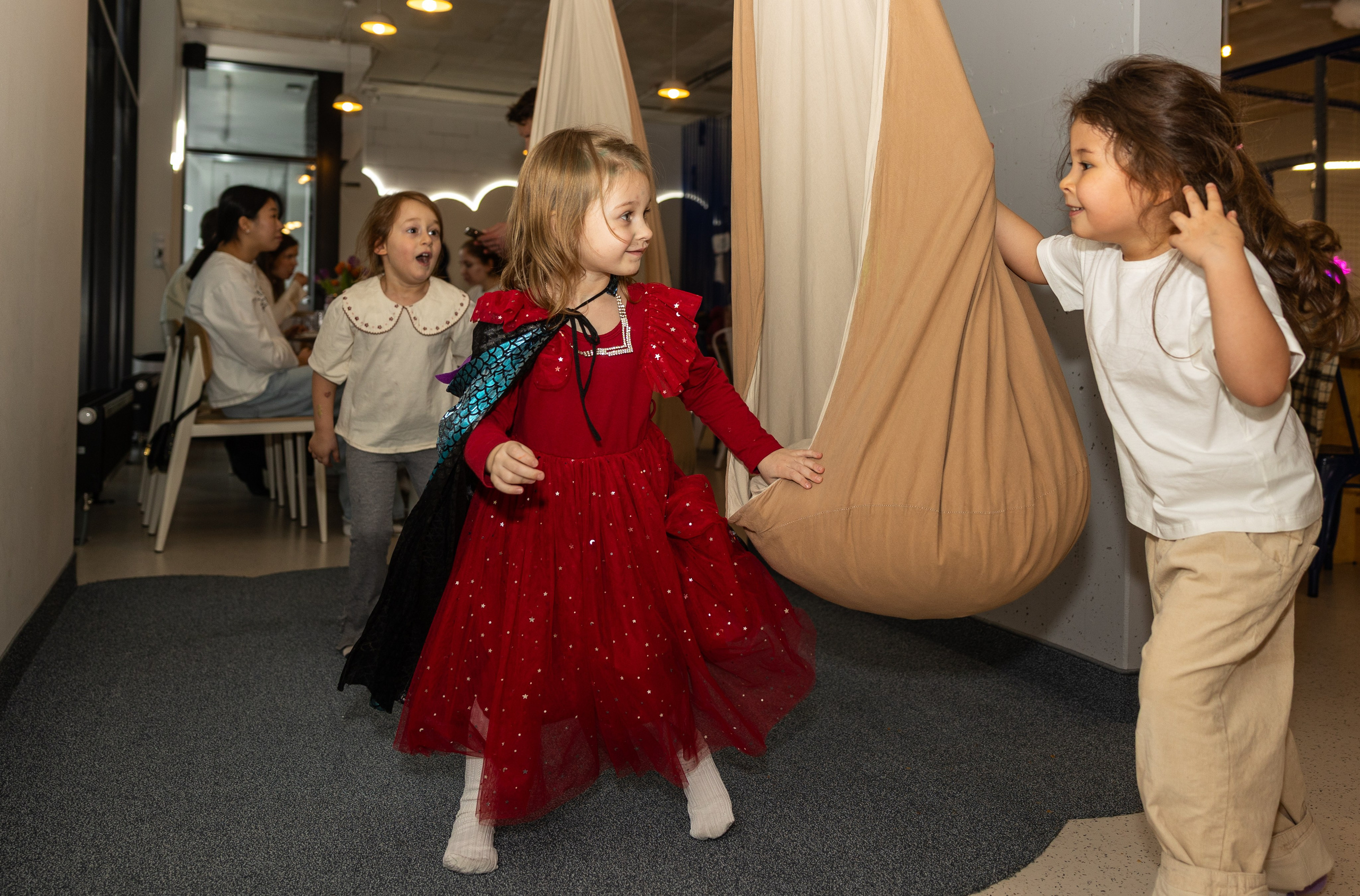 День рождения Артёма 24 января 2026 года. Семейный и детский фотограф в Варшаве Мила Бобровская