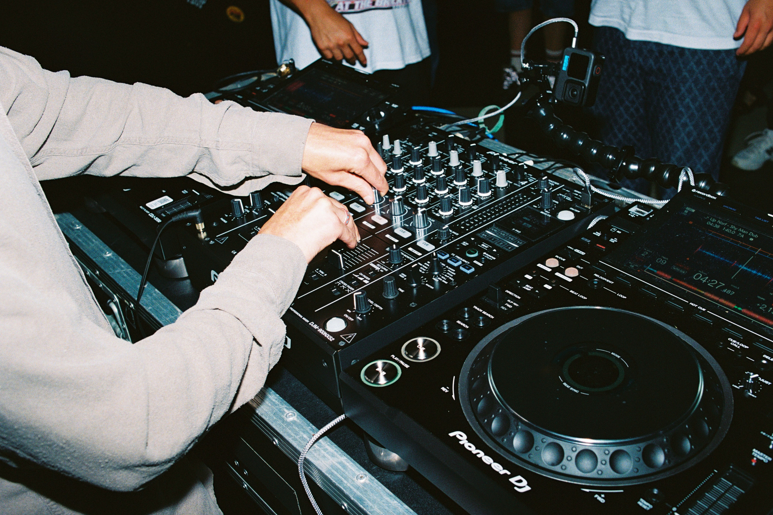 MUSIC AND EVENT. 35mm Photography by Brad Zgonena based in Chicago, IL