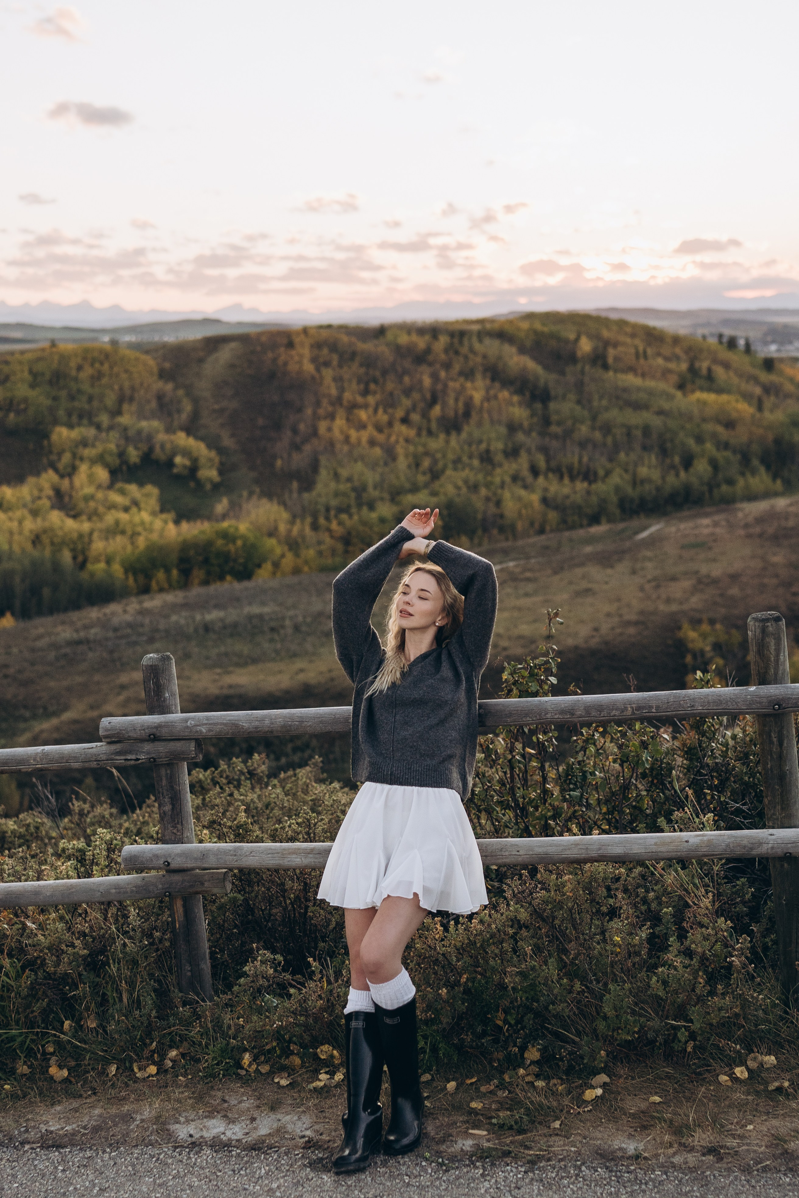 Jane. Calgary Wedding & Lifestyle Photographer — Yevhen Polishchuk