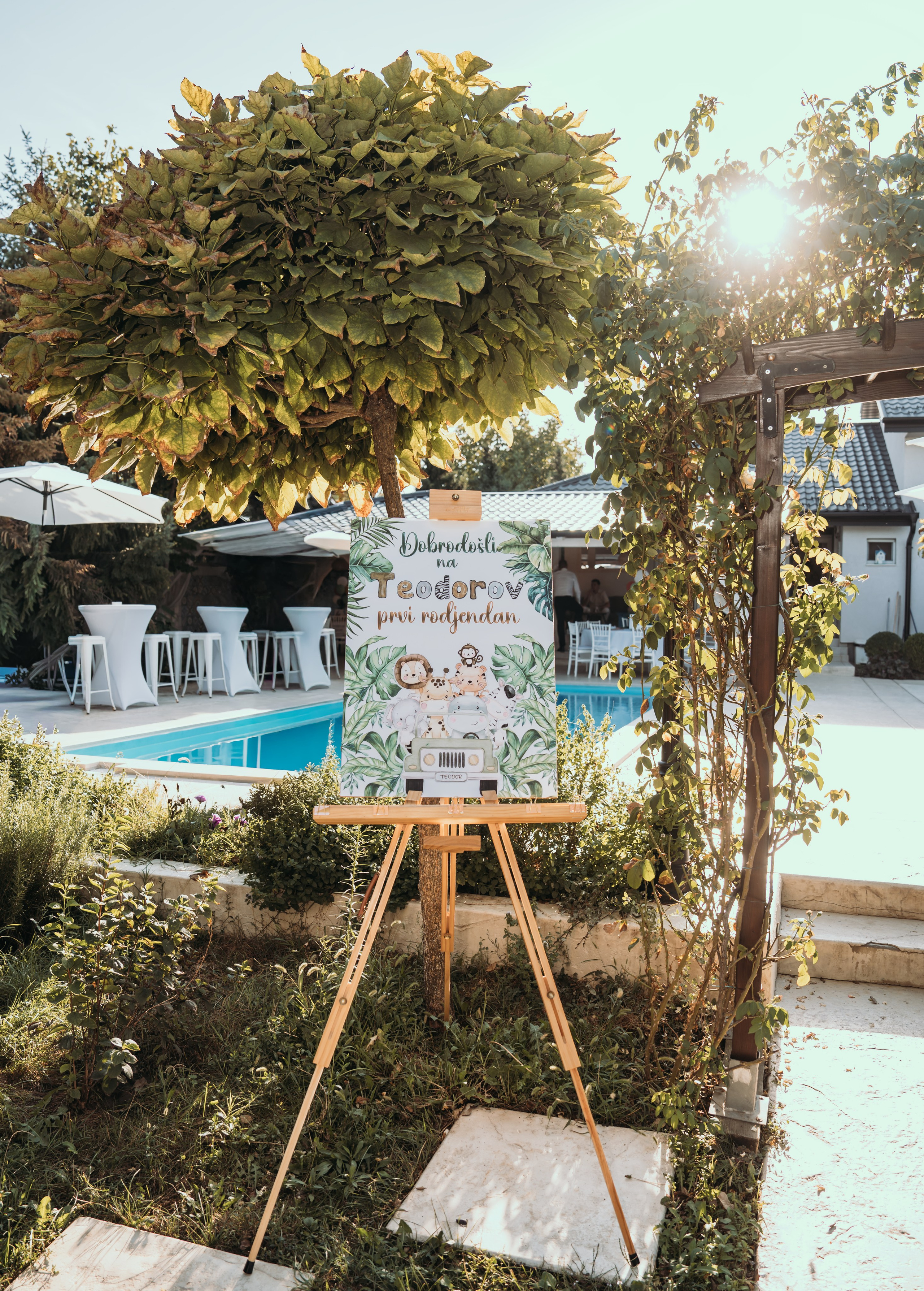 FOTOGRAFISANJE ROĐENDANA. DEČIJI FOTOGRAF BEOGRAD|NOVOGODISNJE FOTOGRAFISANJE|CAKE SMASH