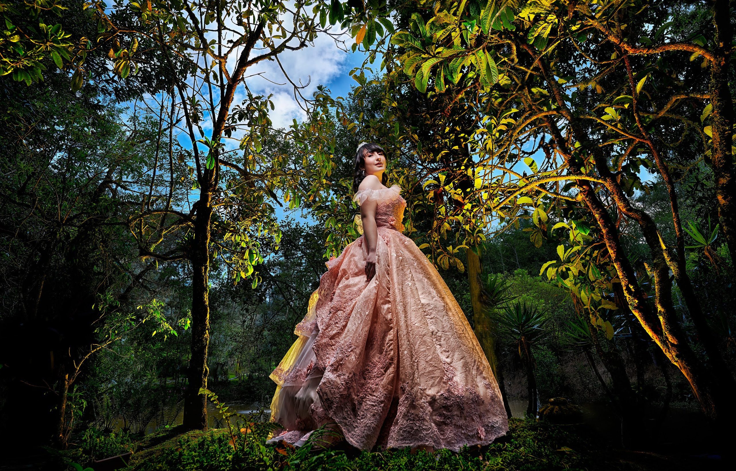 Mis 15 | Sesiones de Fotografía Modernas. Wedding Photography & Videography by ZZ Hendrick | Capturing Your Love Story in Colombia & USA