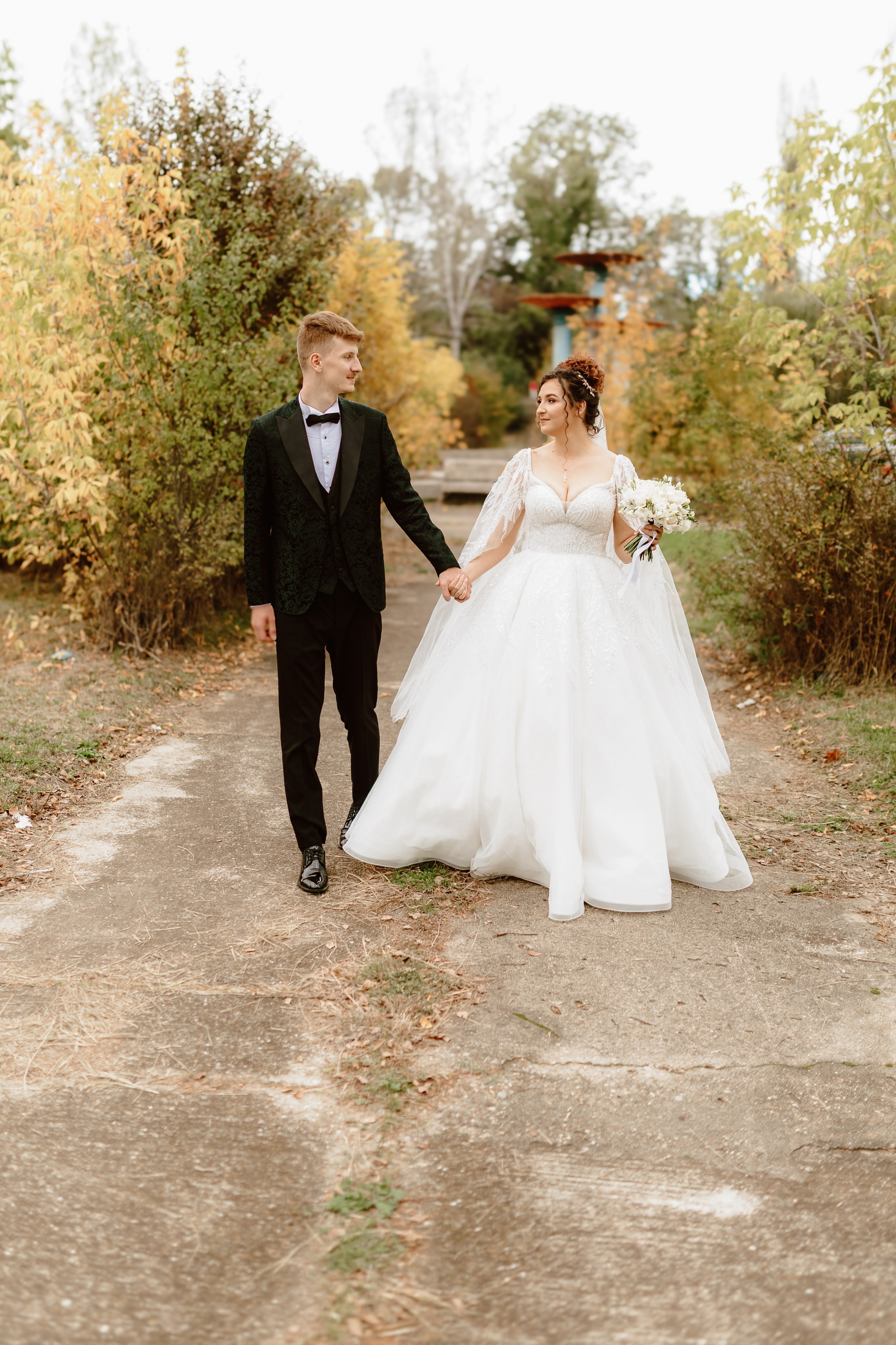 Alexandra & Adrian 🍀🧡🌿. Stefan Teodorescu — Fotograf de Nunta Ploiesti