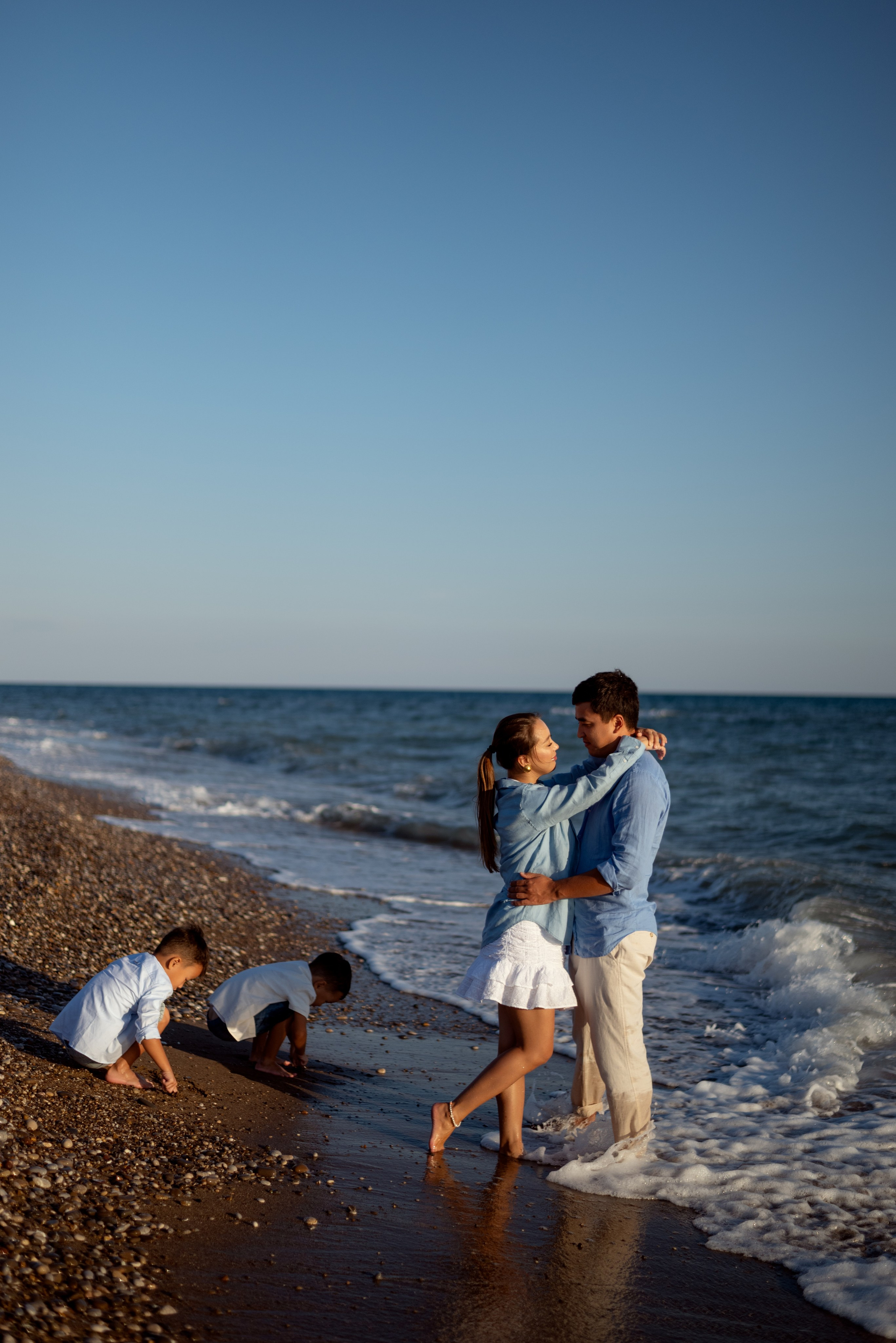 Семейная фотосессия на пляже в Белеке. Фотограф Анталия, Кемер, Белек, Сиде Дарья Кая