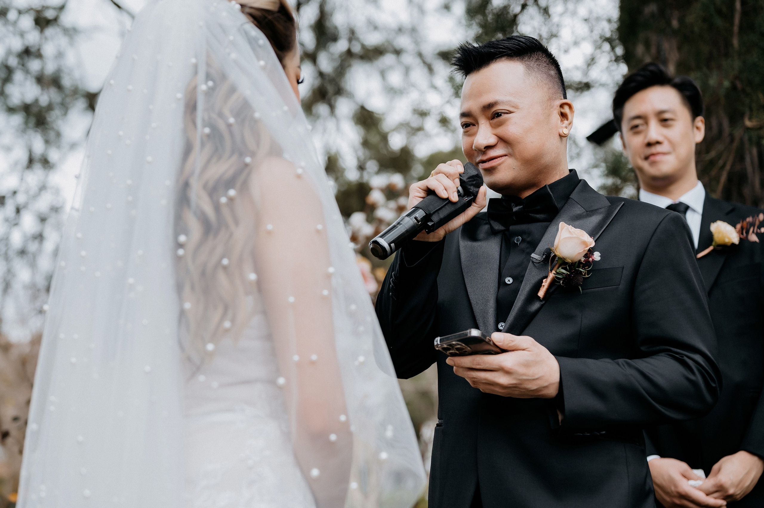 JESSE & MIMI / The Vows. Nhiếp ảnh gia đám cưới hàng đầu tại Thành Phố Hồ Chí Minh