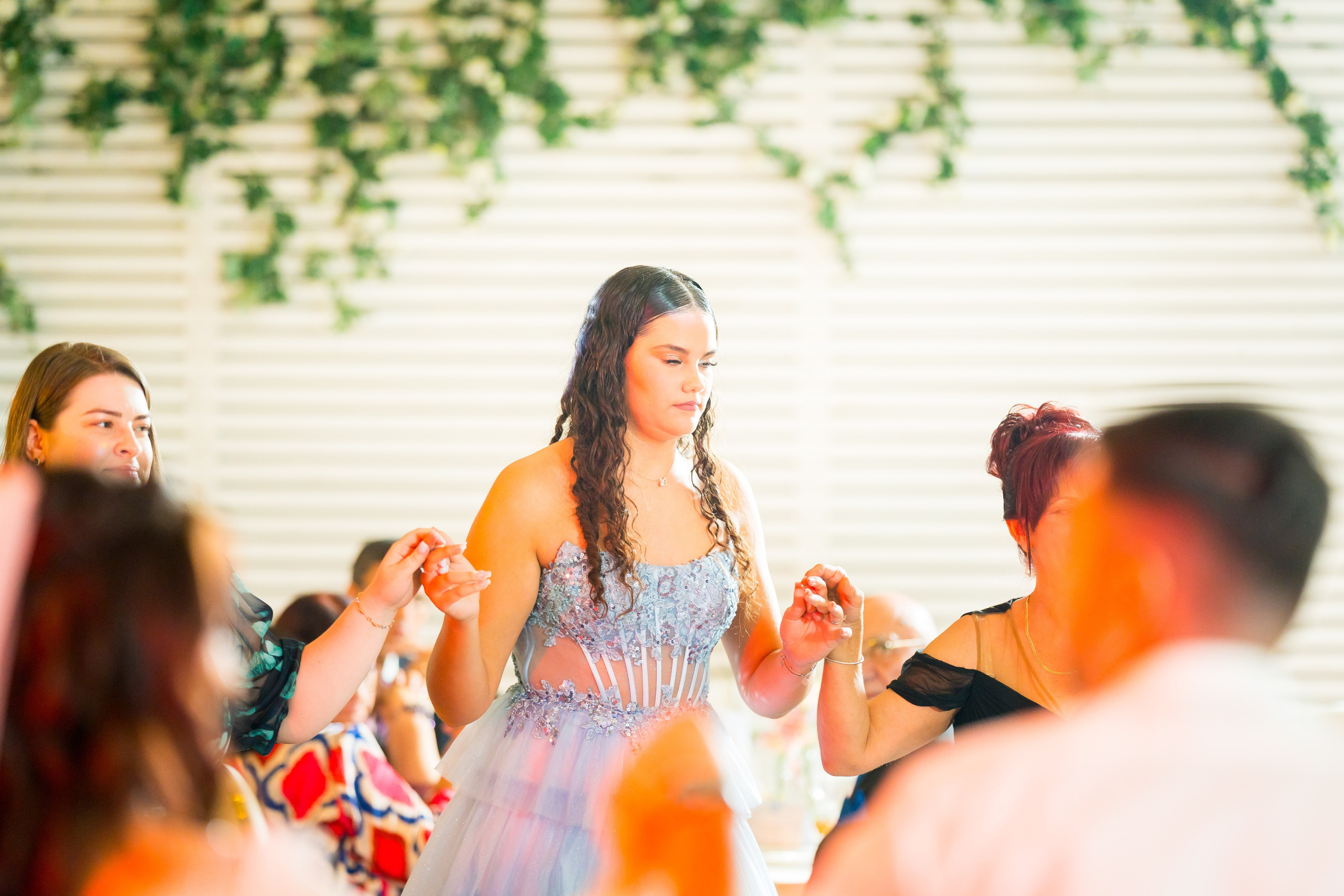 PARTY. Gabriel Florea — Fotograf nuntă București