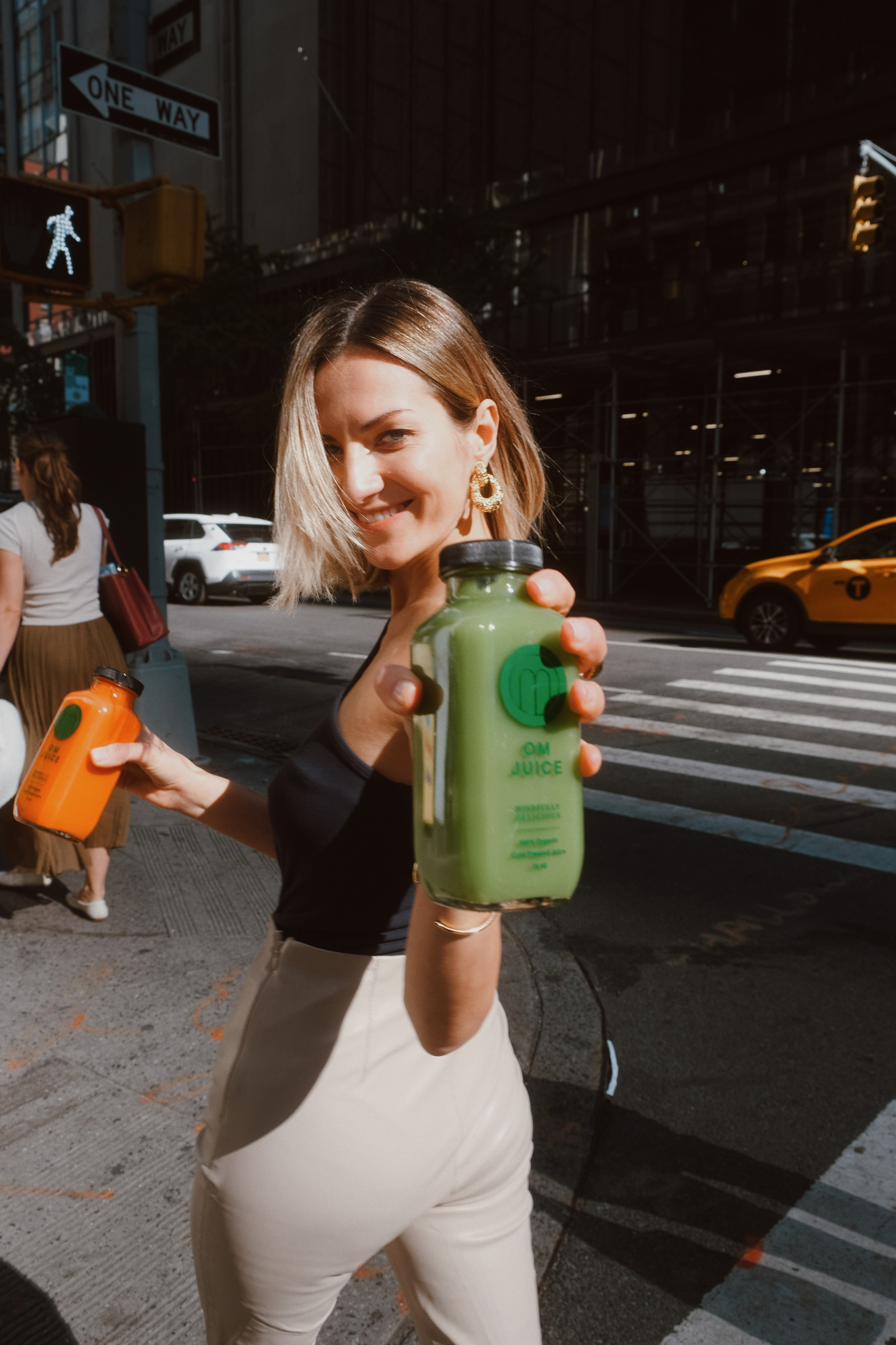 Om Juice Bar. New York Photographer Sveta Zemskova, NYC Photo