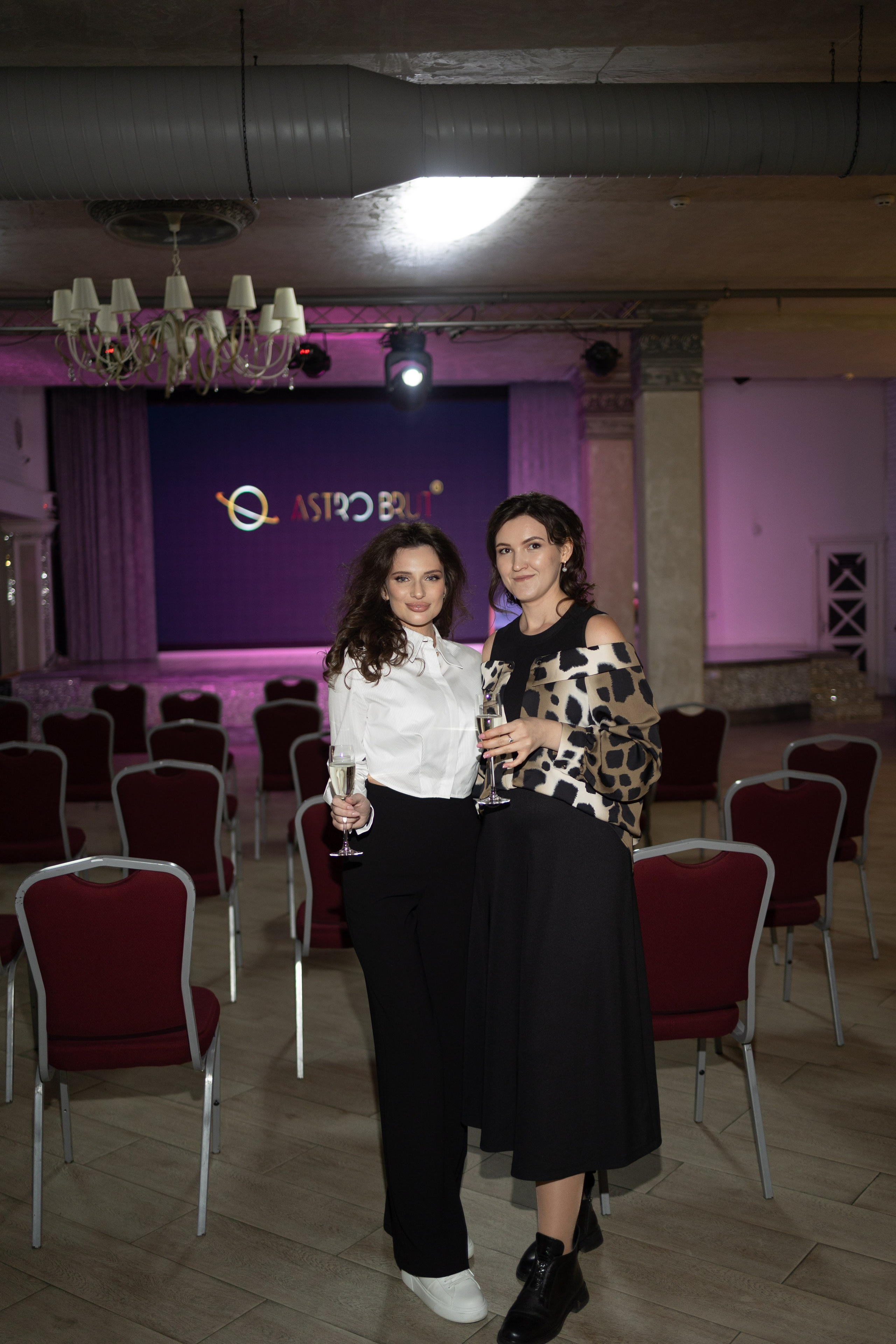 AstroBrut Conference. Wedding and family photographer