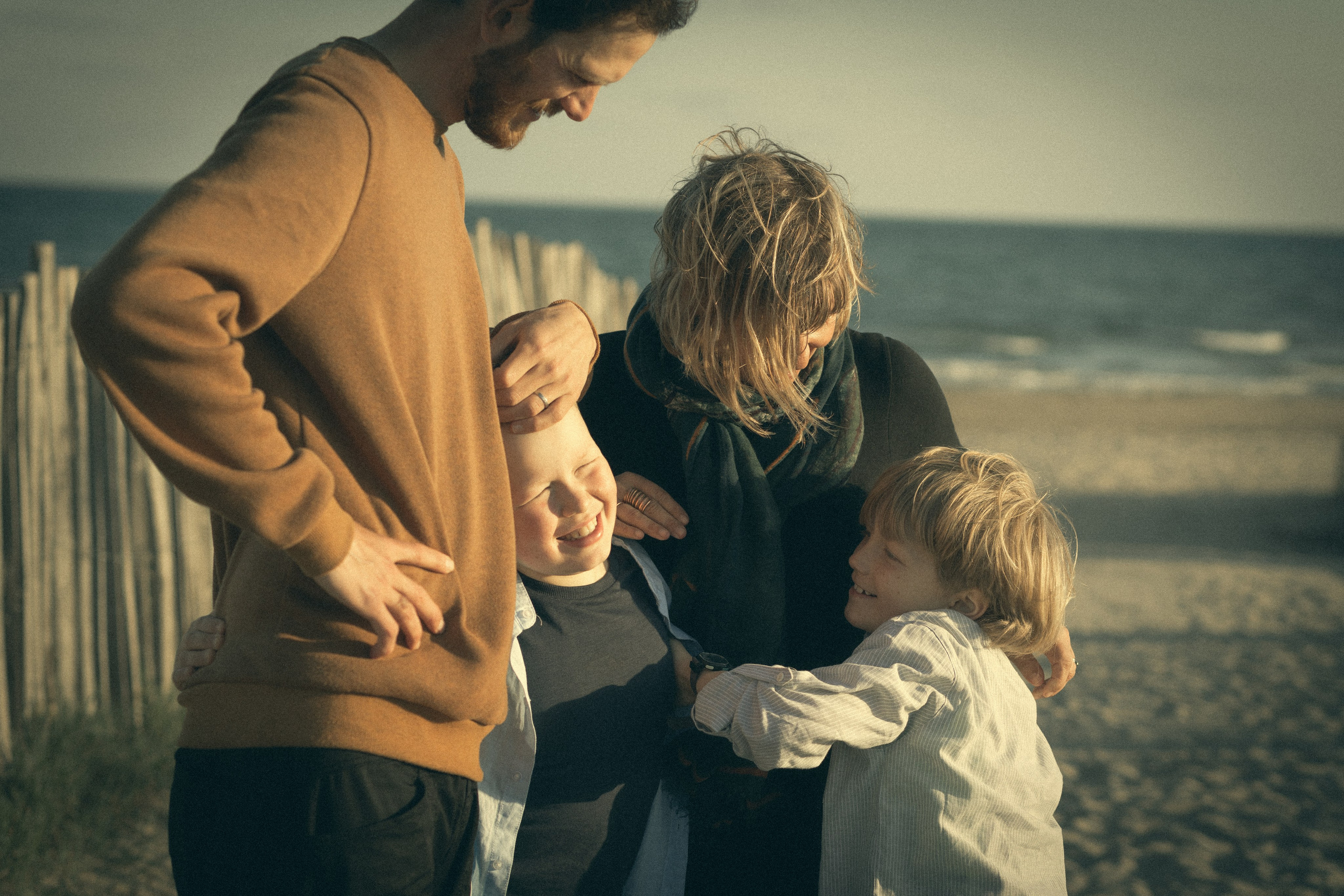 Memories. Histoires d’amour, séances photos de famille et de mariage en France