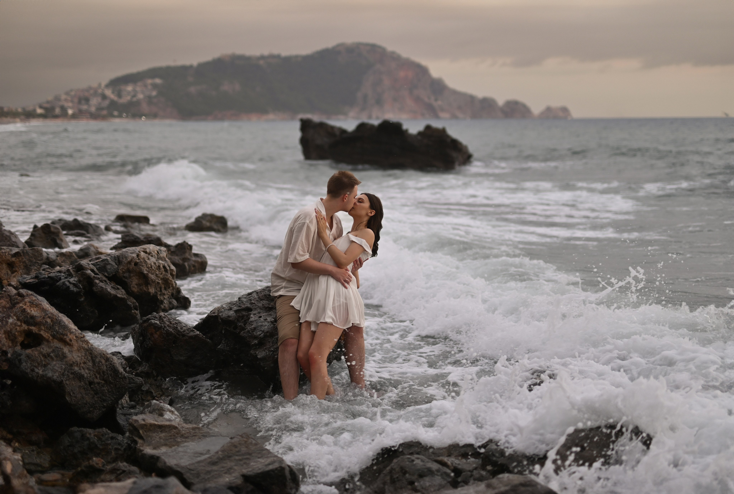 Love story на пляже Клеопатра. Фотограф в Алании (Аланье), Сиде, Манавгате. Турция