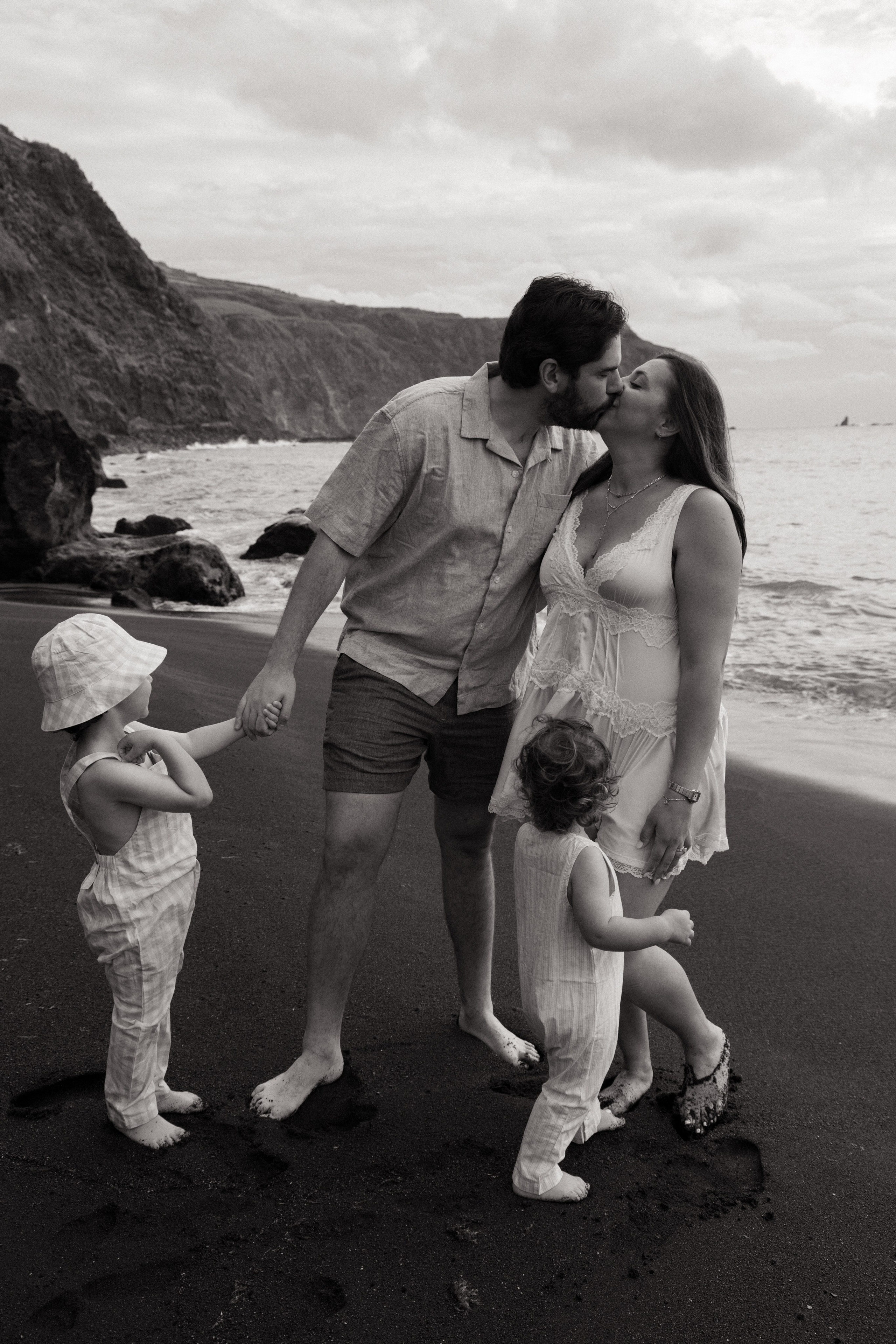 Jessica, Brian, Theo & Charlie. IRINA KALMYKOVA | PHOTOGRAPHER AZORES