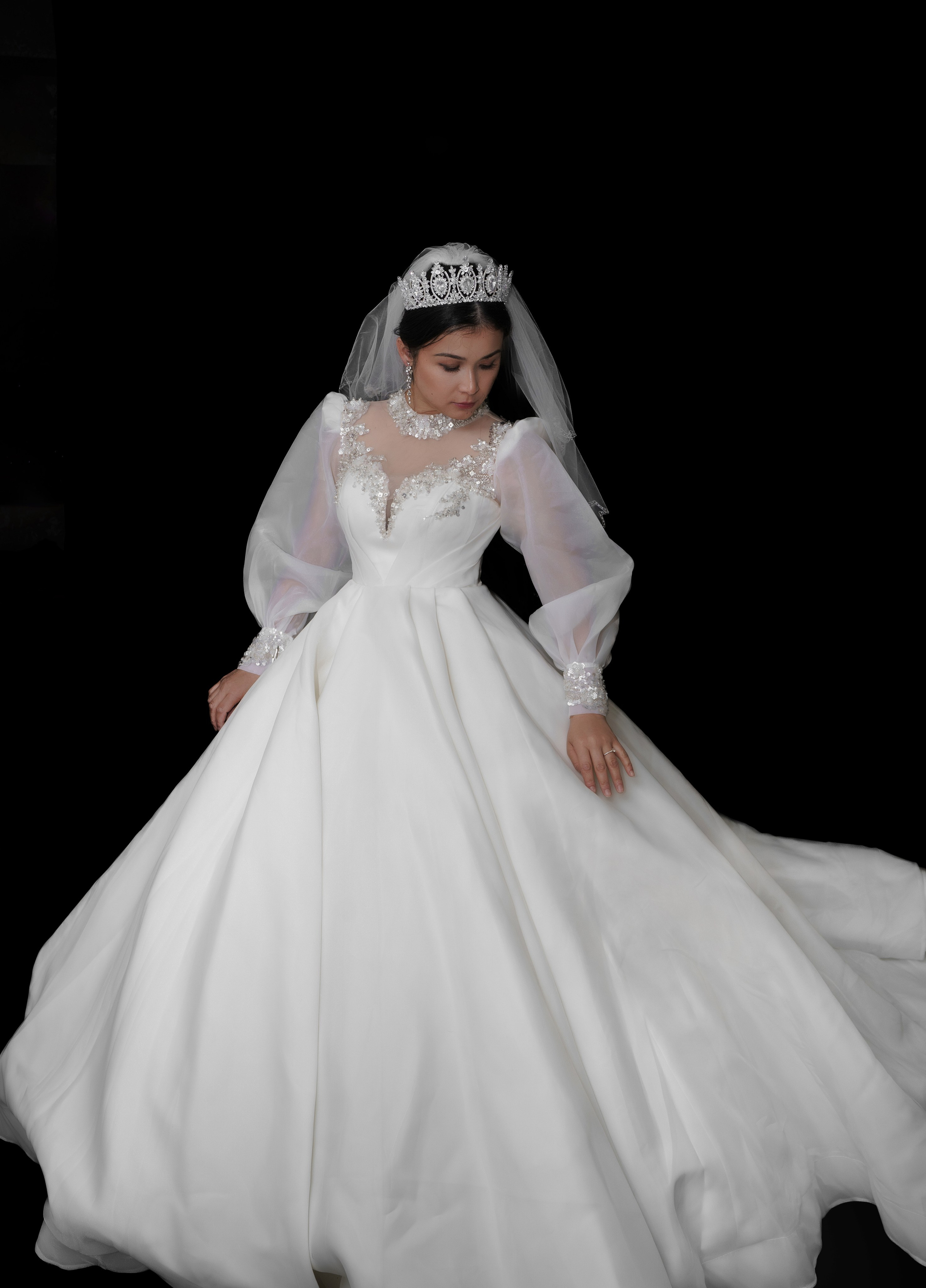 Wedding dresses. New York + travel photographer