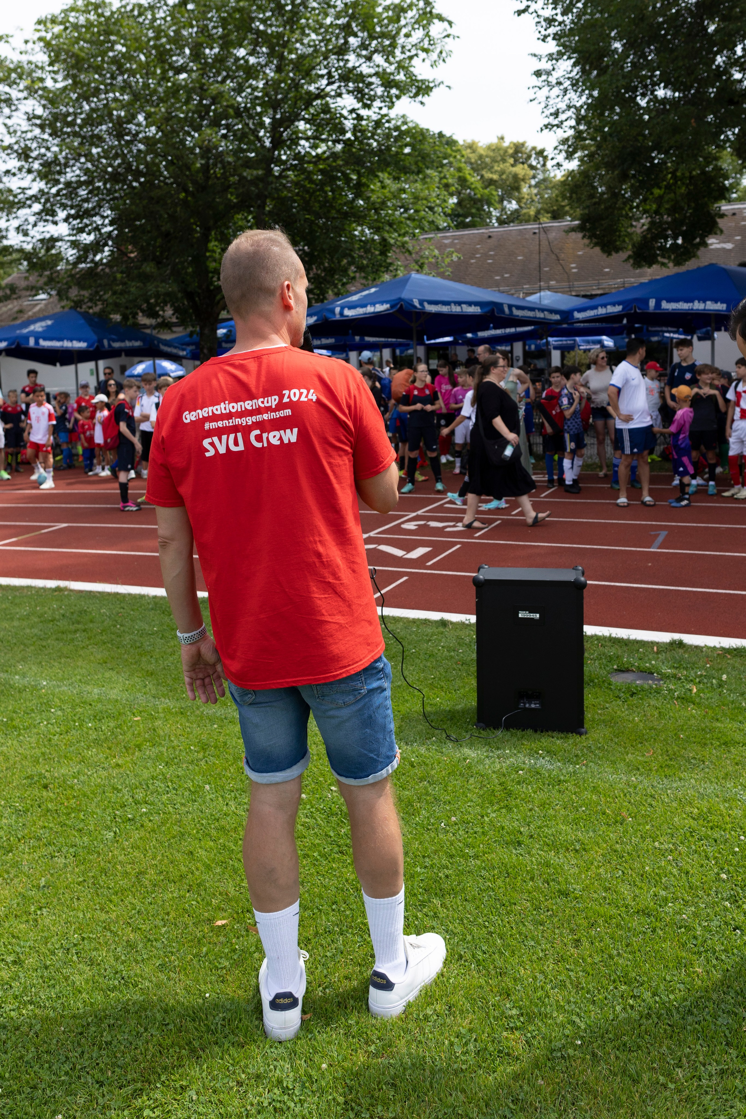Fußball Meisterschaft. Photographer in Munich