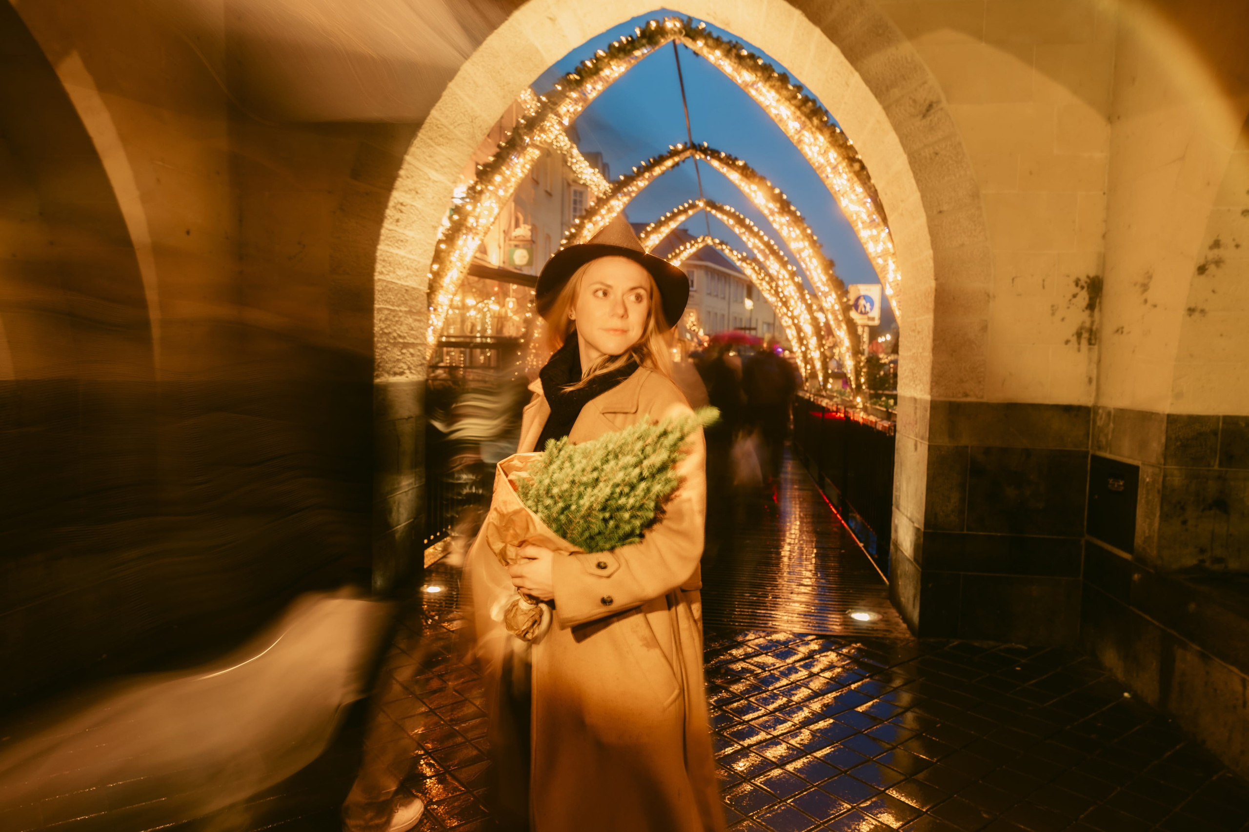 Christmas Market Photoshoot in Valkenburg | Natalia Olhova Photography. Romantic & Soulful Photography by Natalia Olhova in Rotterdam