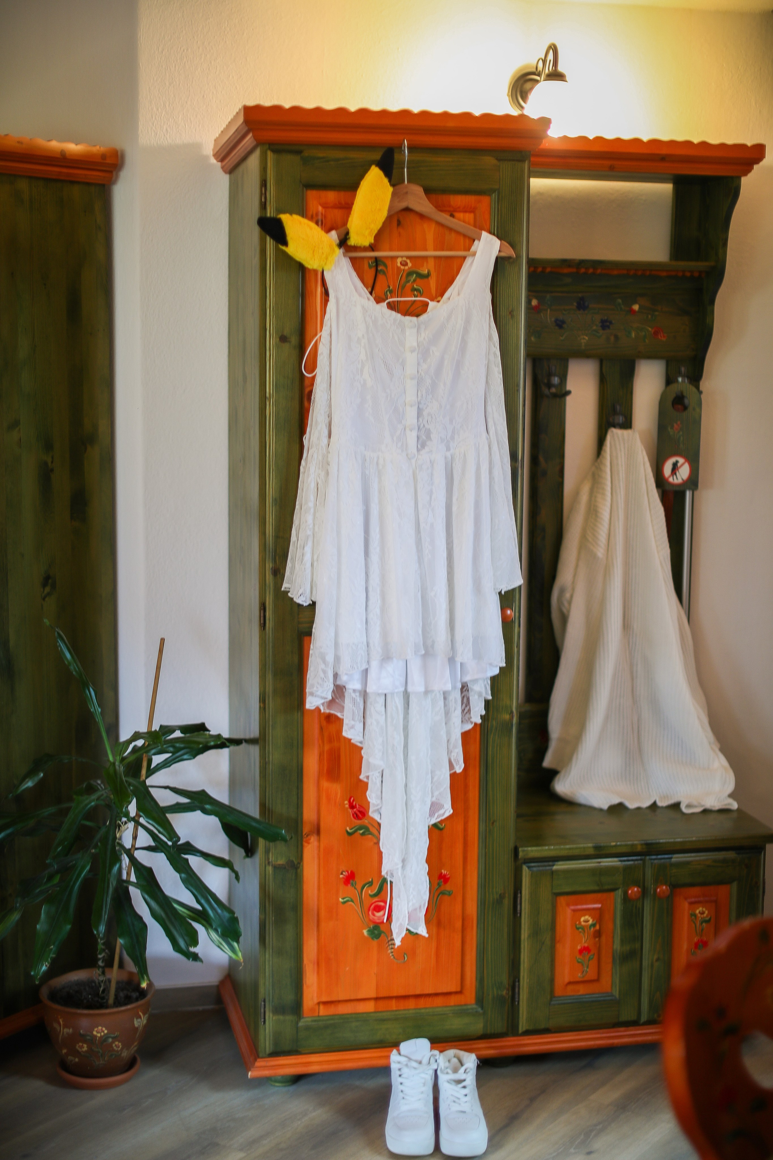 Orsi & Remus, eleganță în inima Transilvaniei. Rares Bucur is a professional wedding photographer based in Cluj-Napoca, Romania, specializing in wedding photography