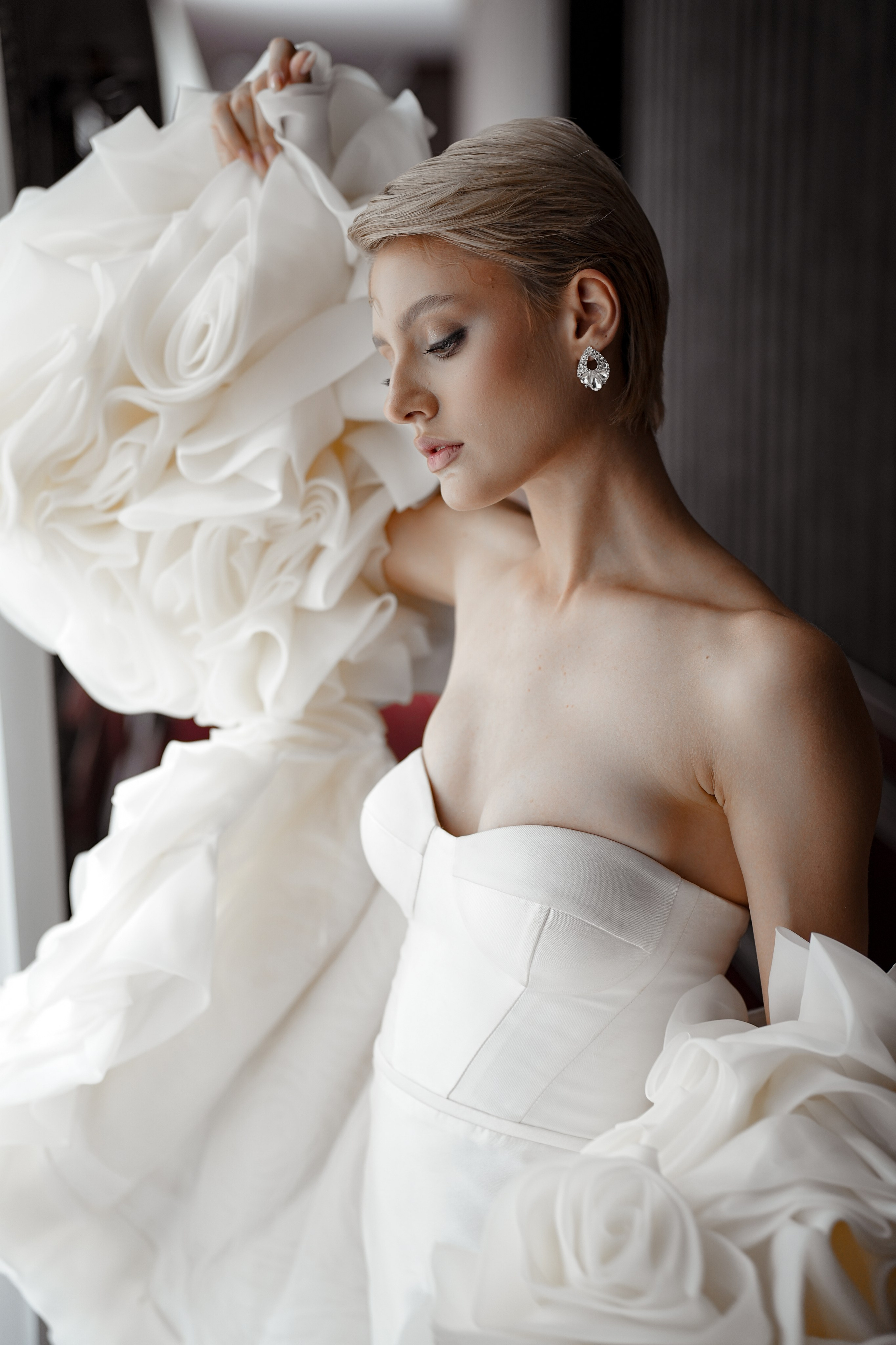 Николь Амир