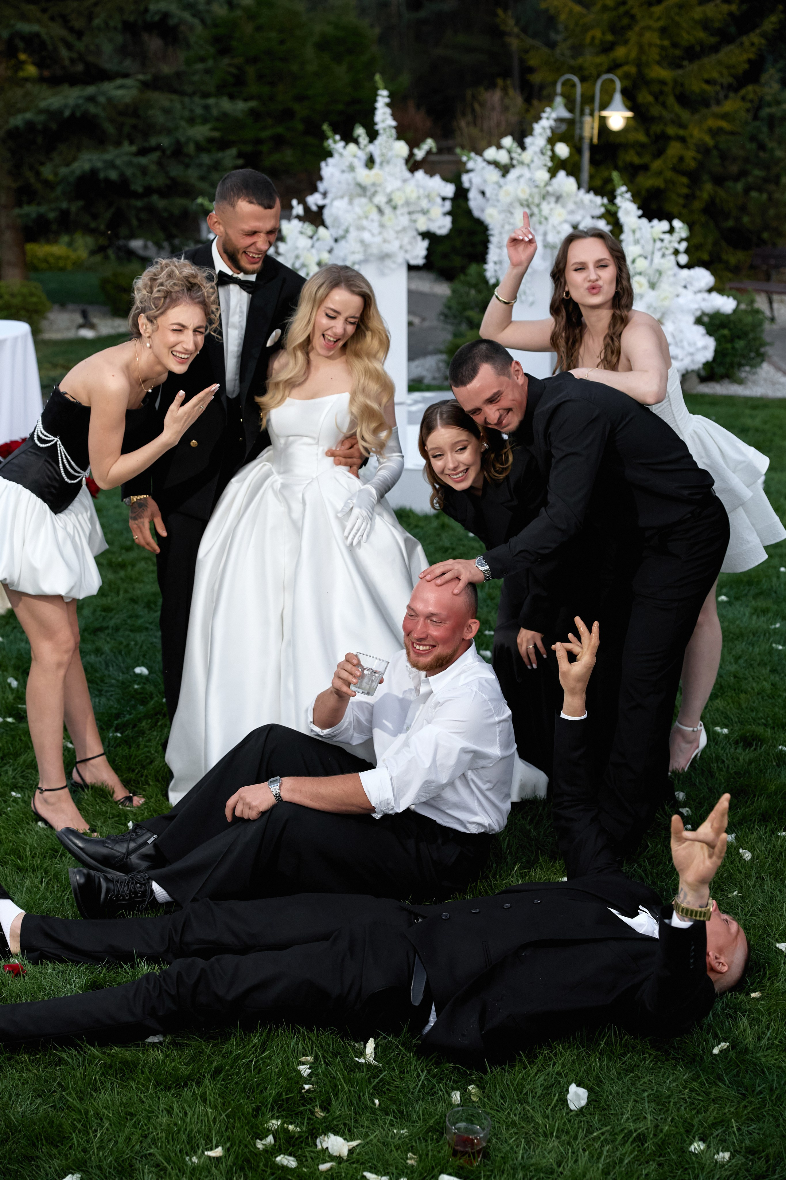 Natalia & Roman. Dworek przy lesie. Fotograf ślubny i rodzinny w Krakowie Yana Klymova
