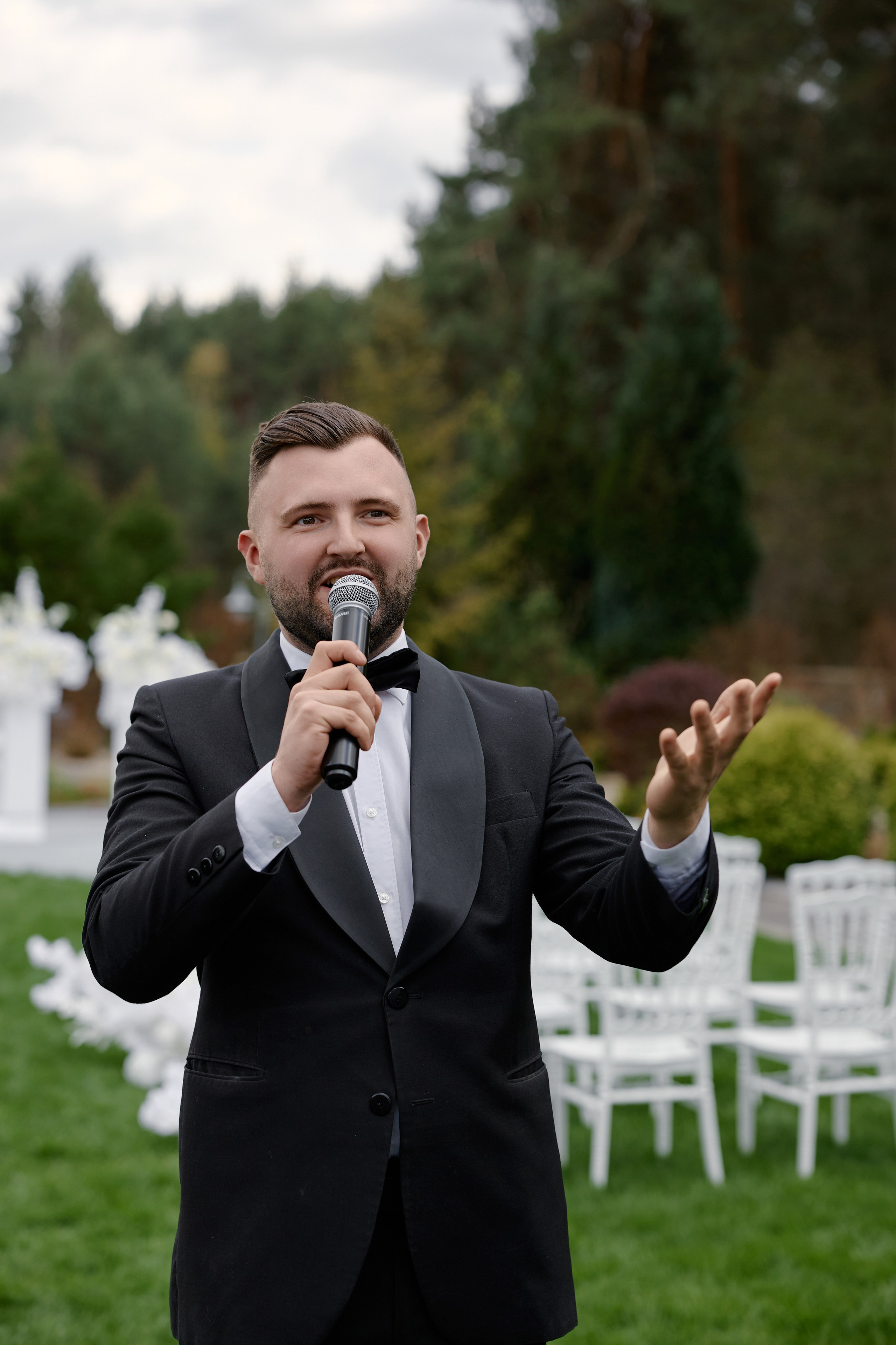 Natalia & Roman. Dworek przy lesie. Fotograf ślubny i rodzinny w Krakowie Yana Klymova