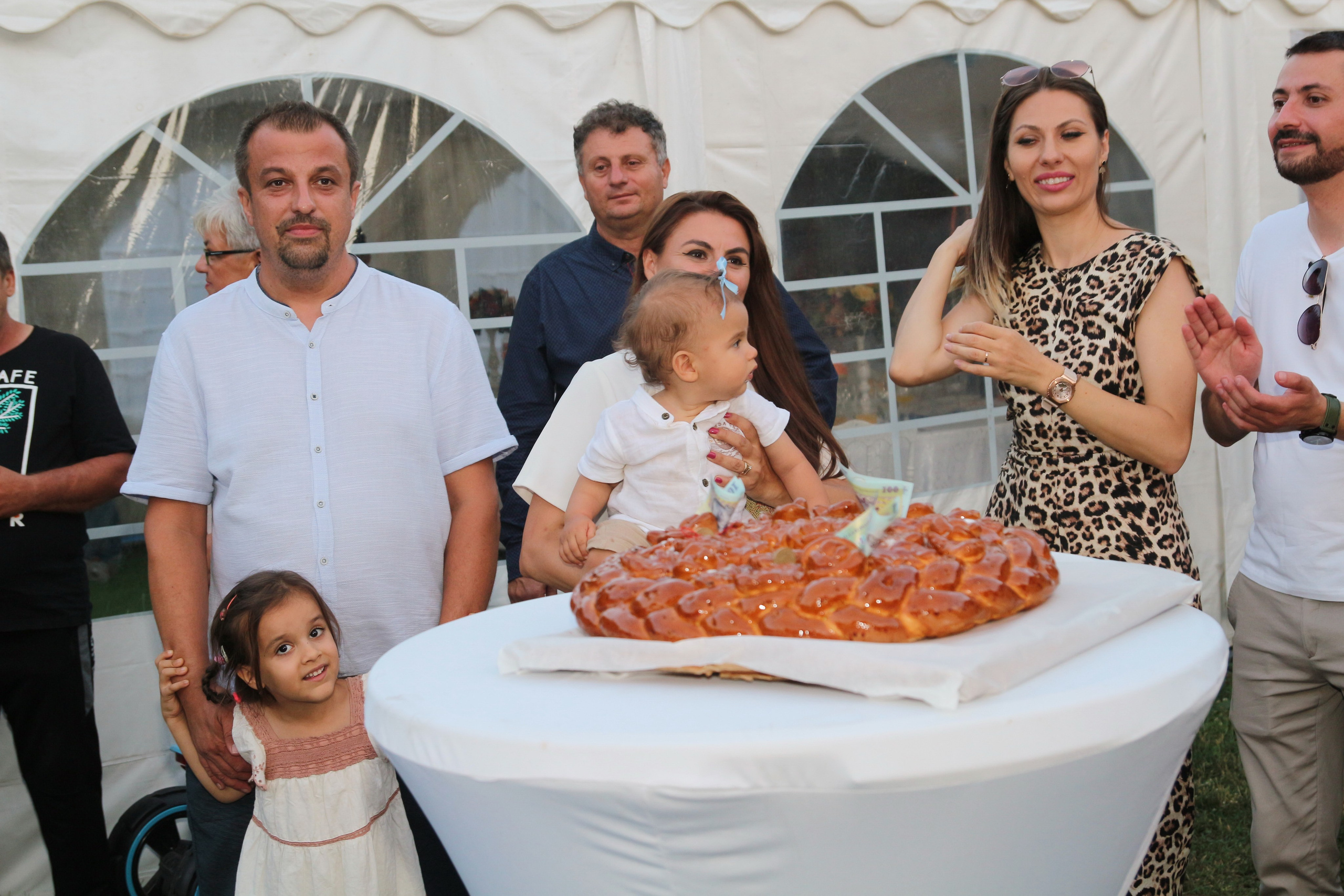 BYZO MEDIA. PETRU BYZO - family and children photographer in ROMANIA