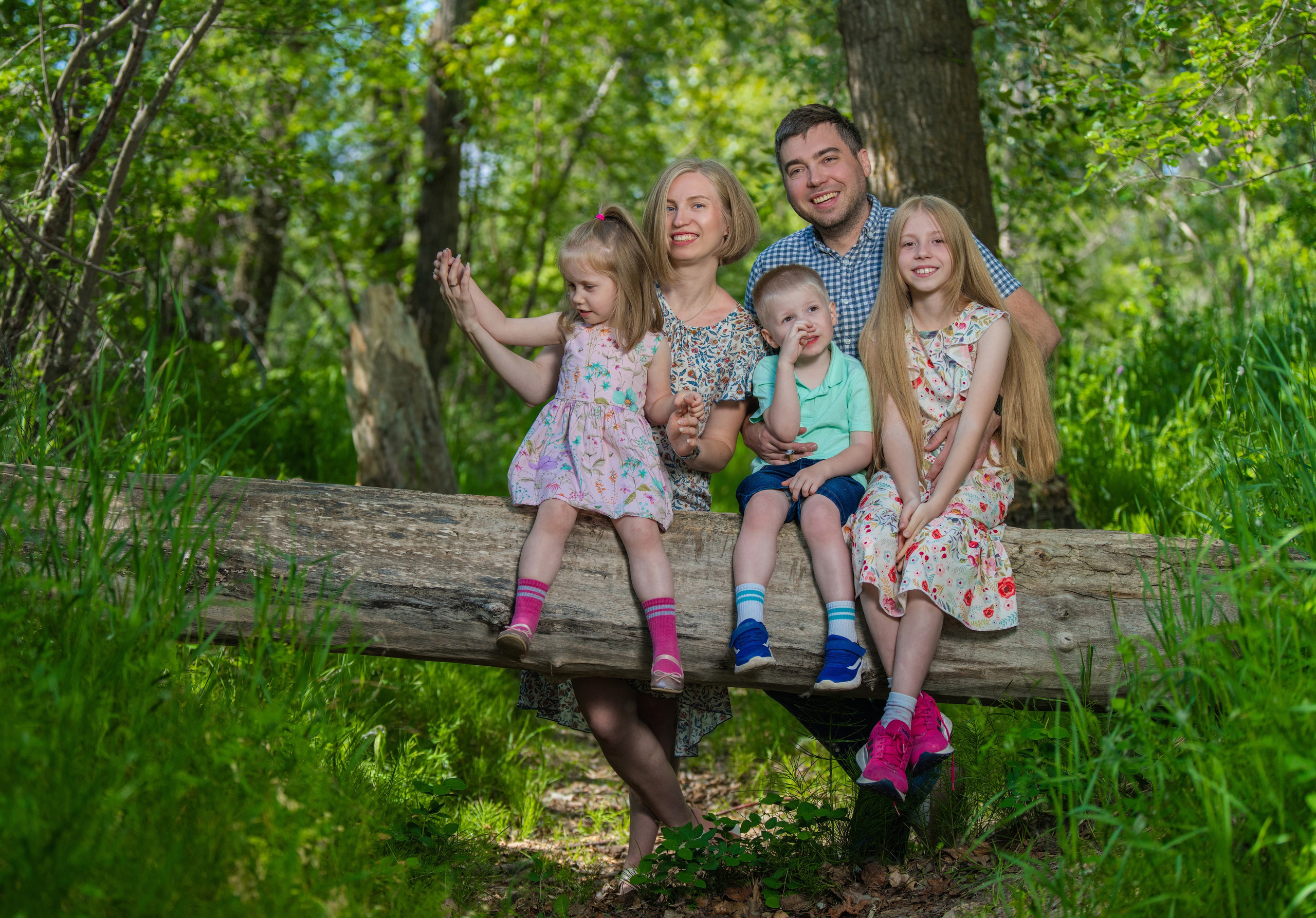 Tanya’s Family. Carlos Lima Photography — Photographer in Calgary