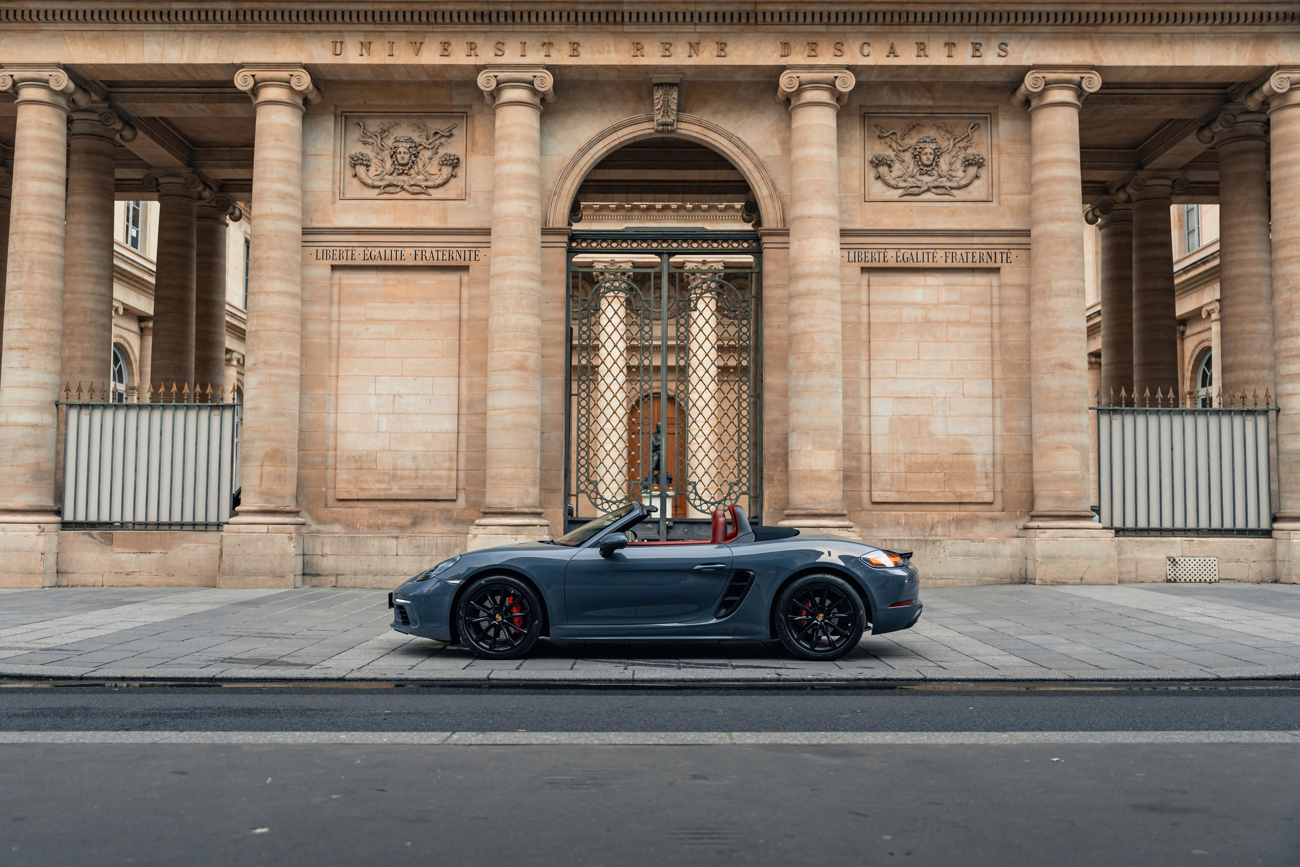 Porsche 718 Boxster. Photographe de voitures à Paris — Vitalii Motruk