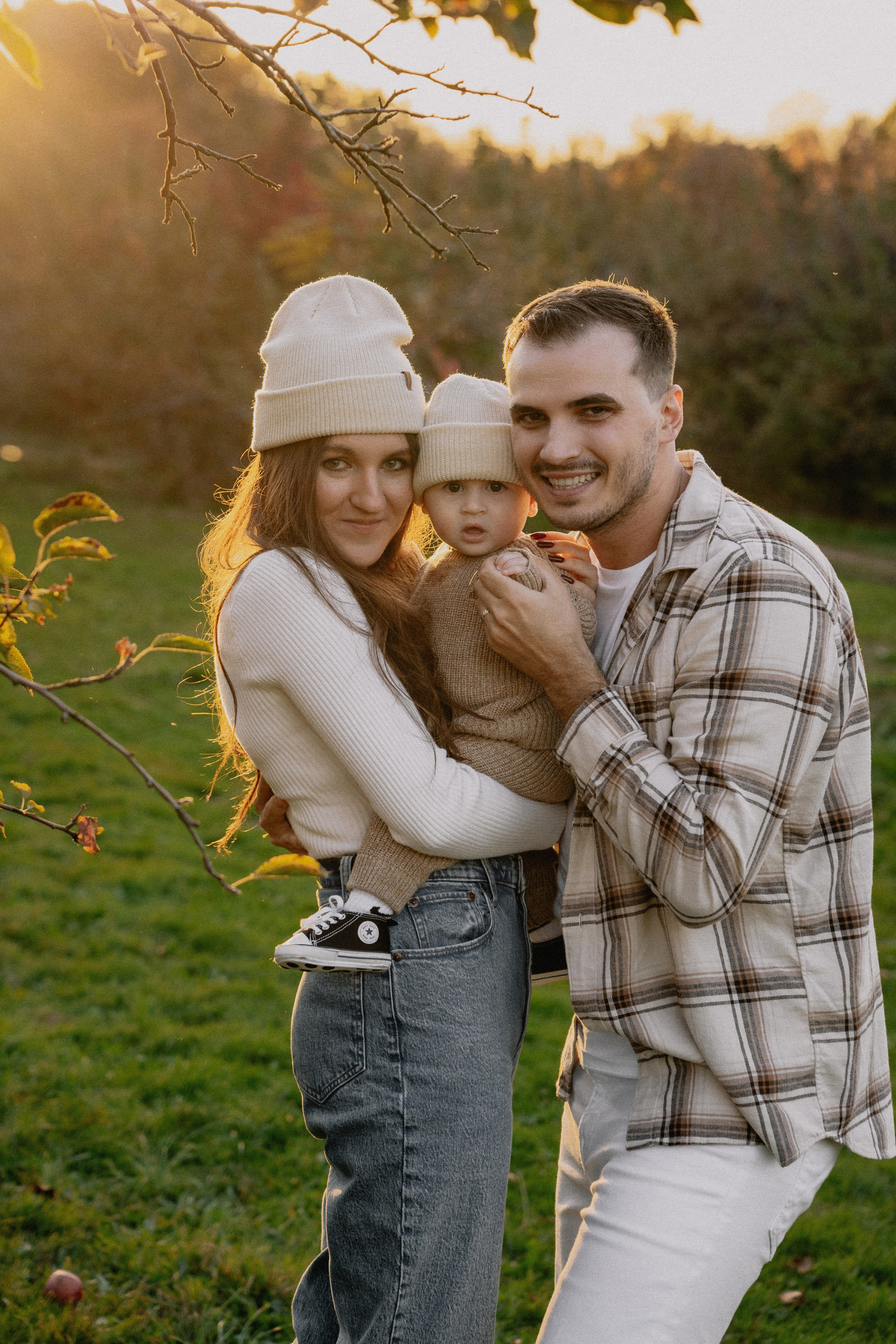 Family Photography in Nature – Candid & Beautiful Moments. Alisa Tant — Family and newborn photographer Bucks County, Montgomery county, Philadelphia, NJ