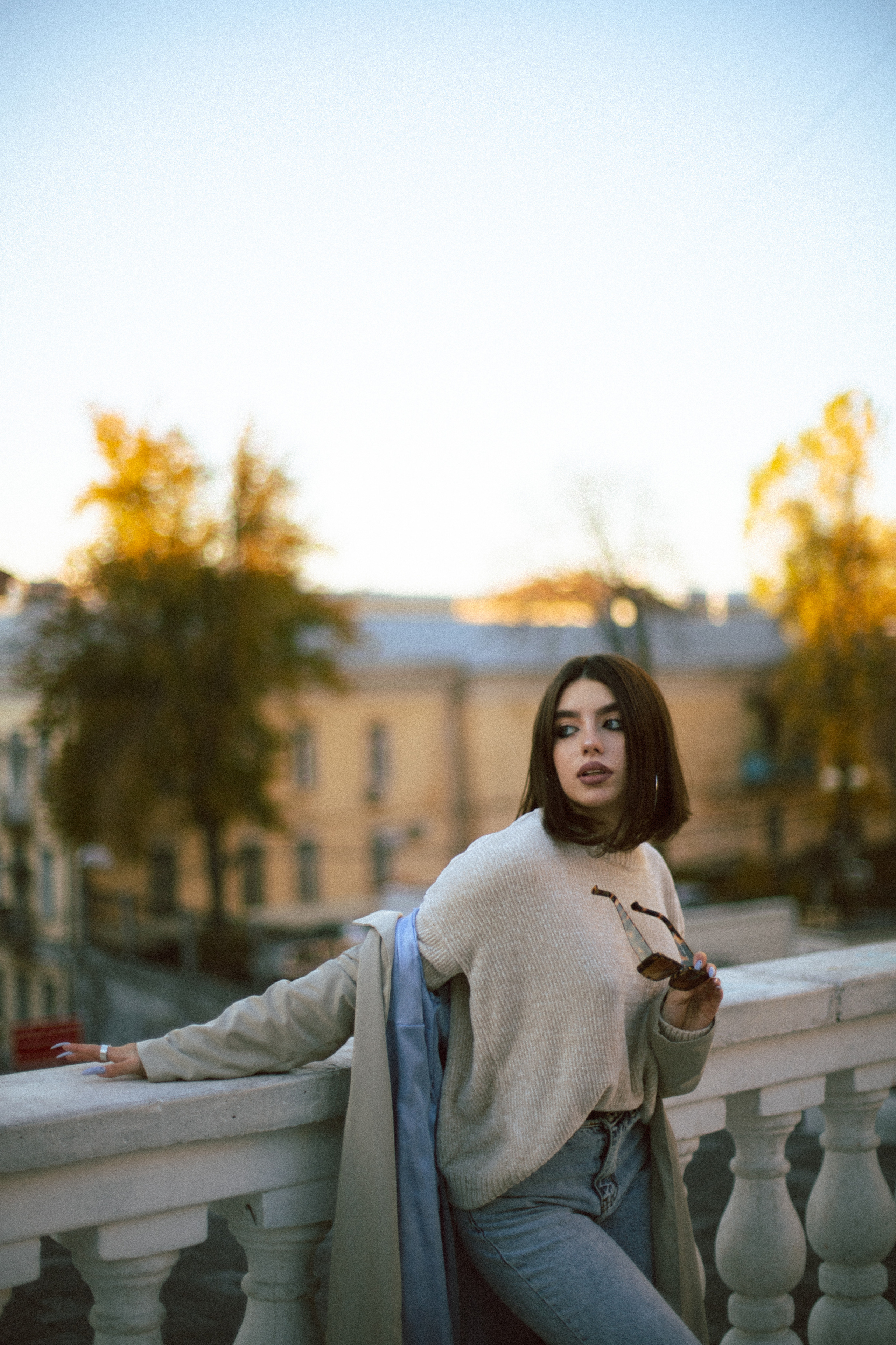 Her eyes. Обо мне