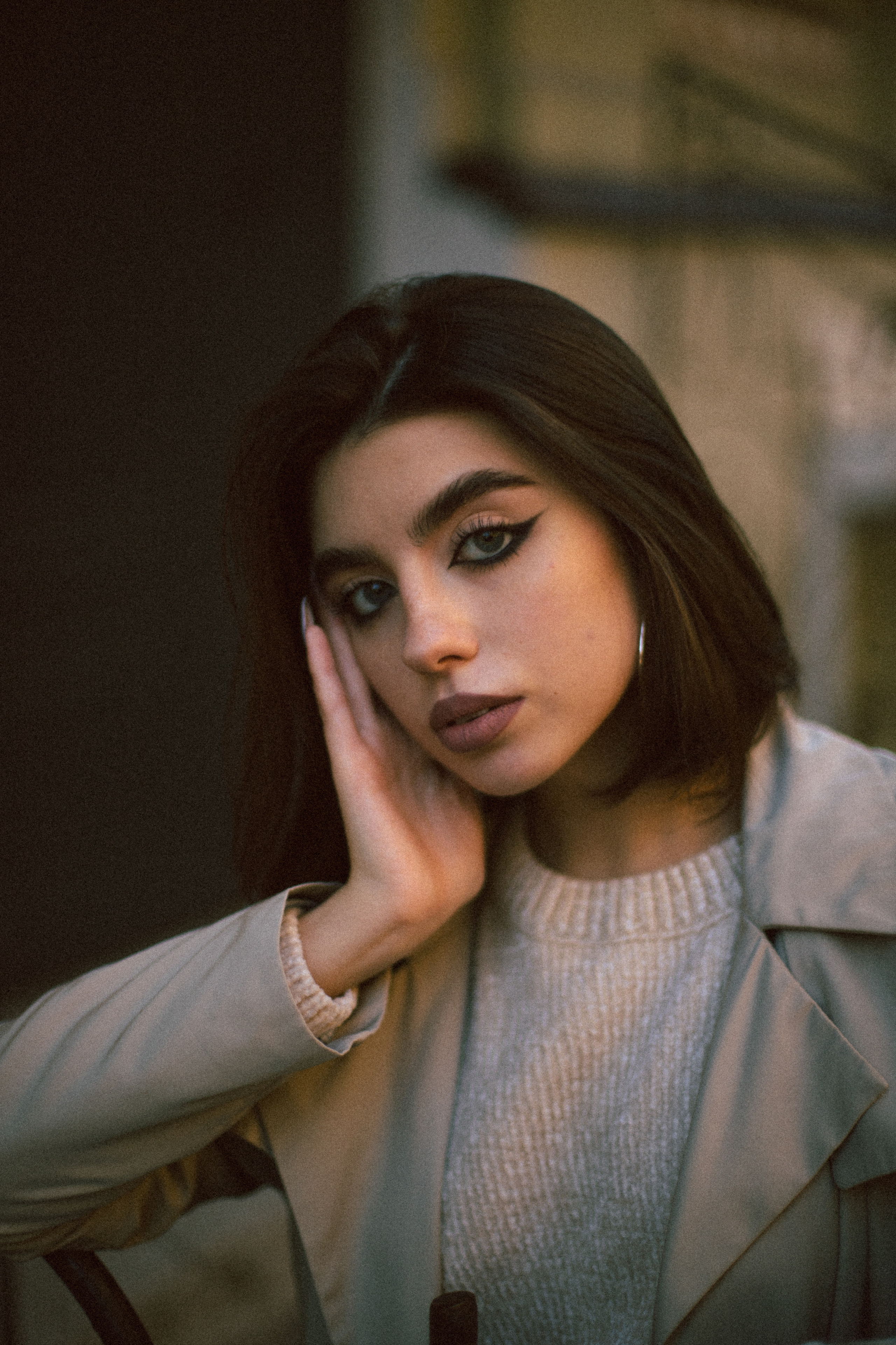 Her eyes. Обо мне