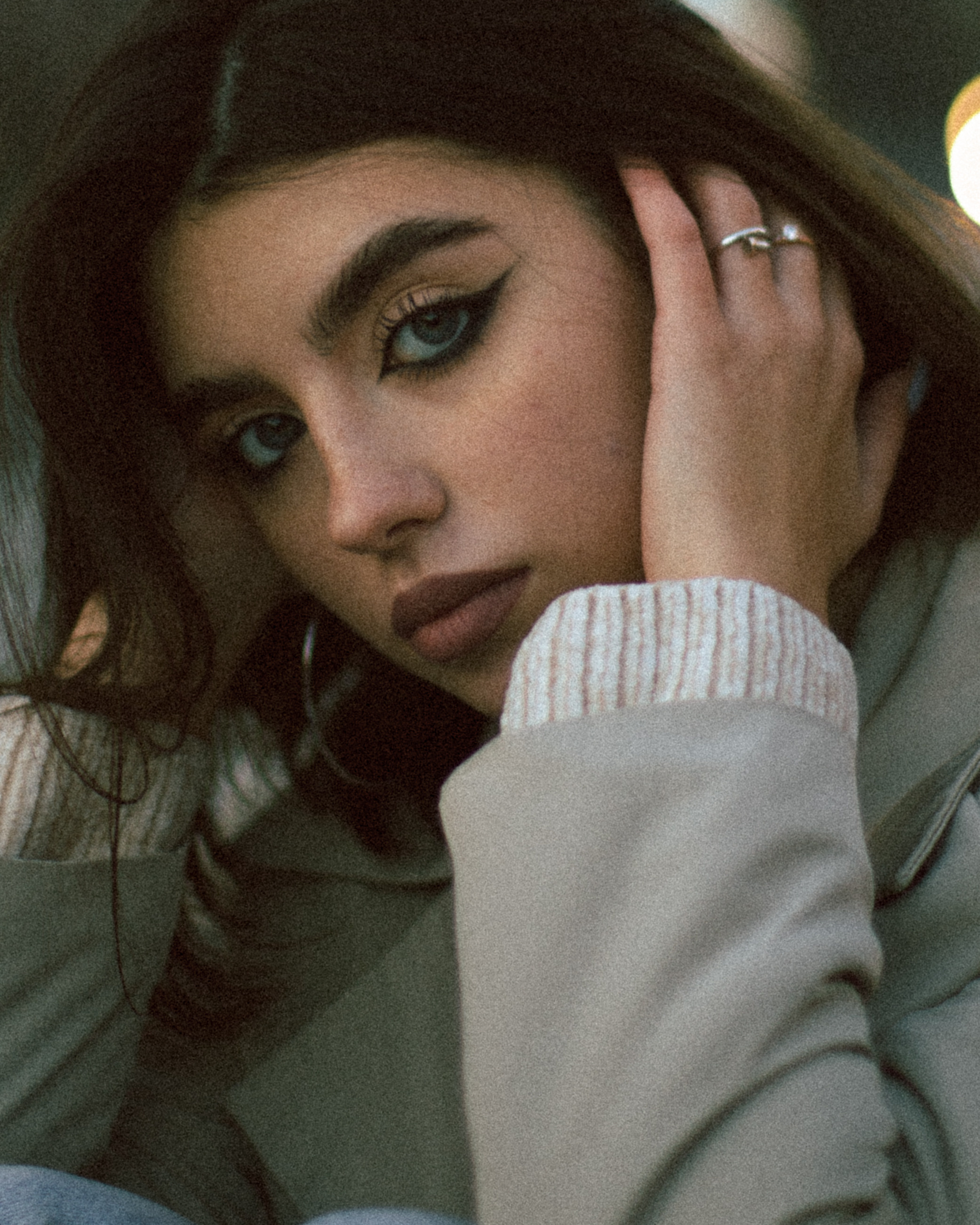 Her eyes. Обо мне