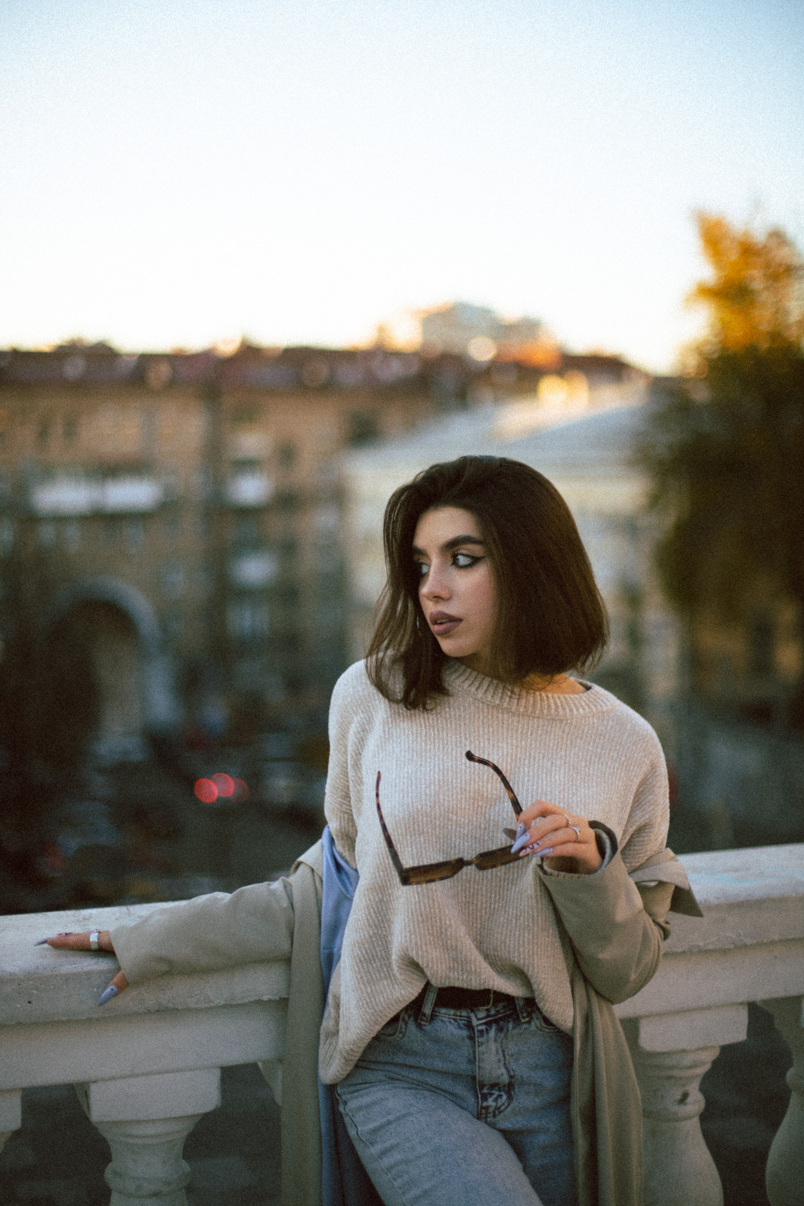 Her eyes. Обо мне