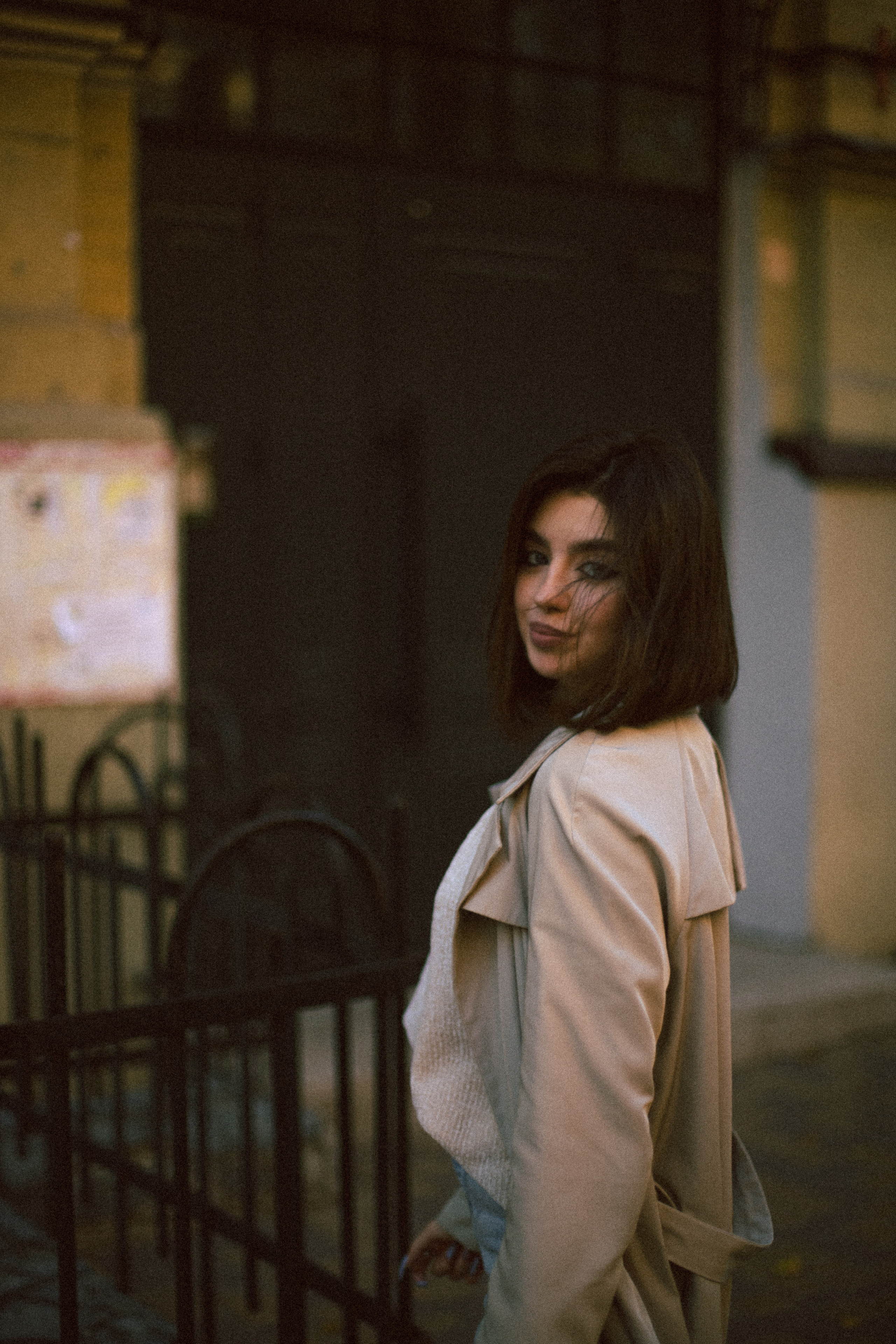 Her eyes. Обо мне