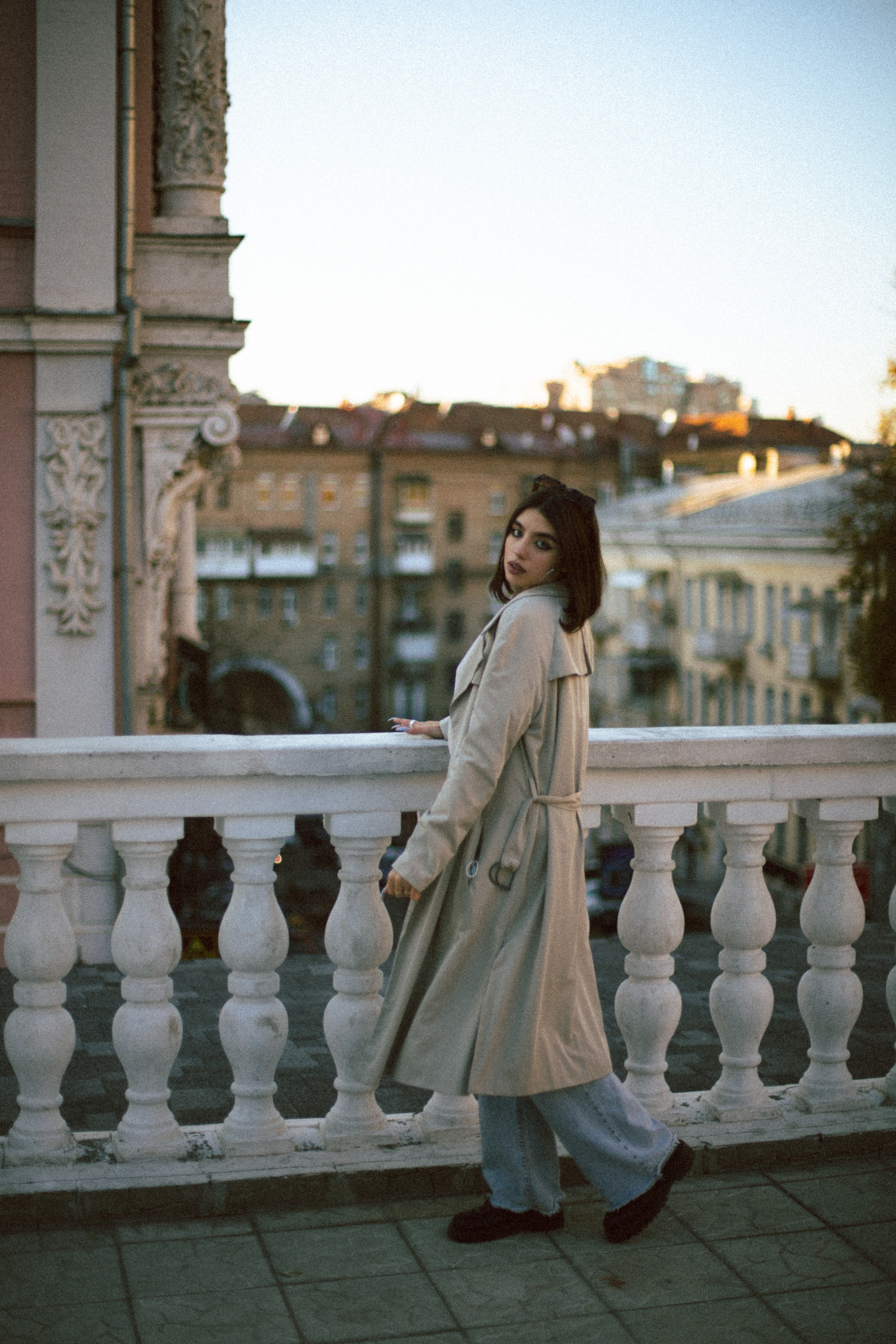 Her eyes. Обо мне