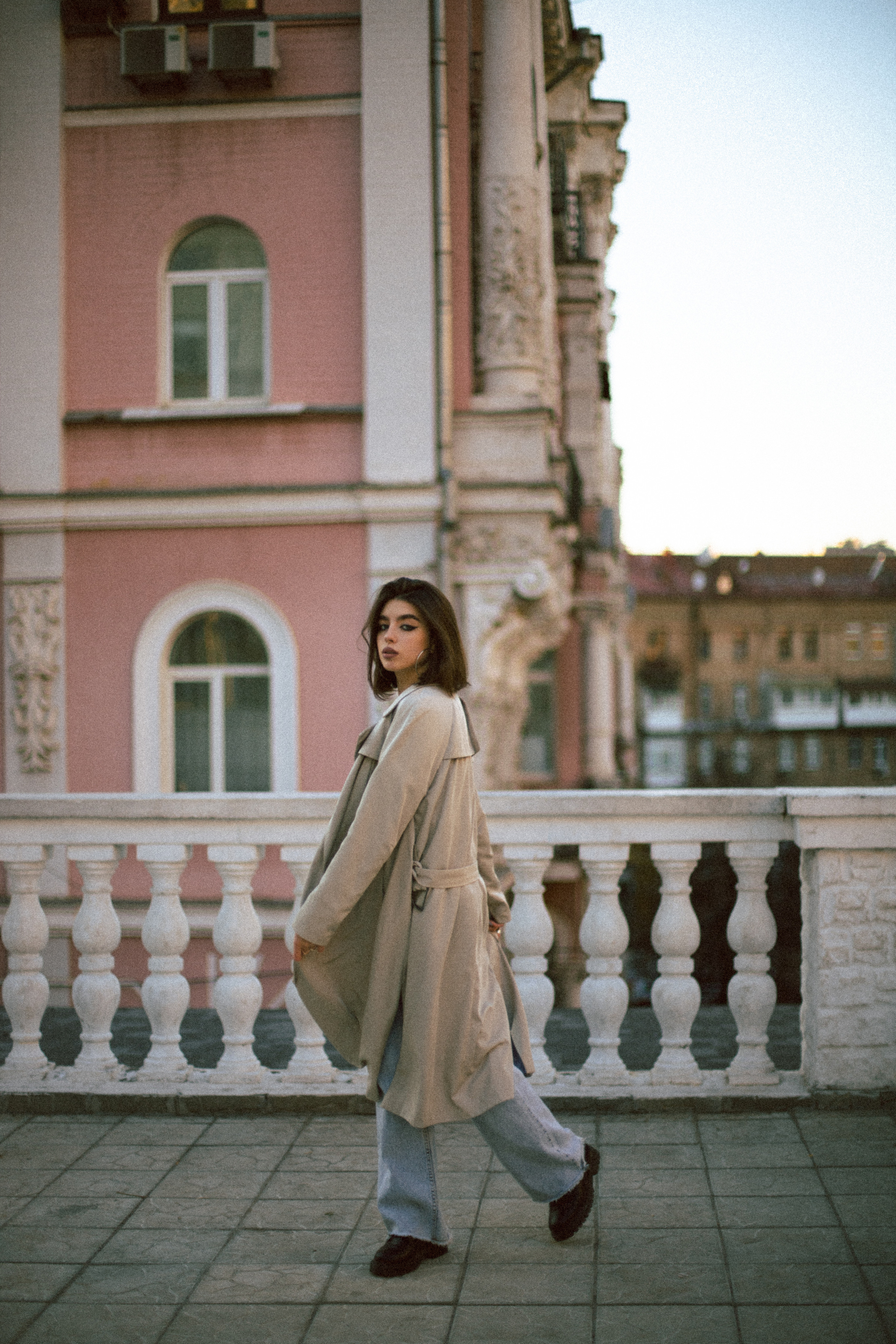 Her eyes. Обо мне