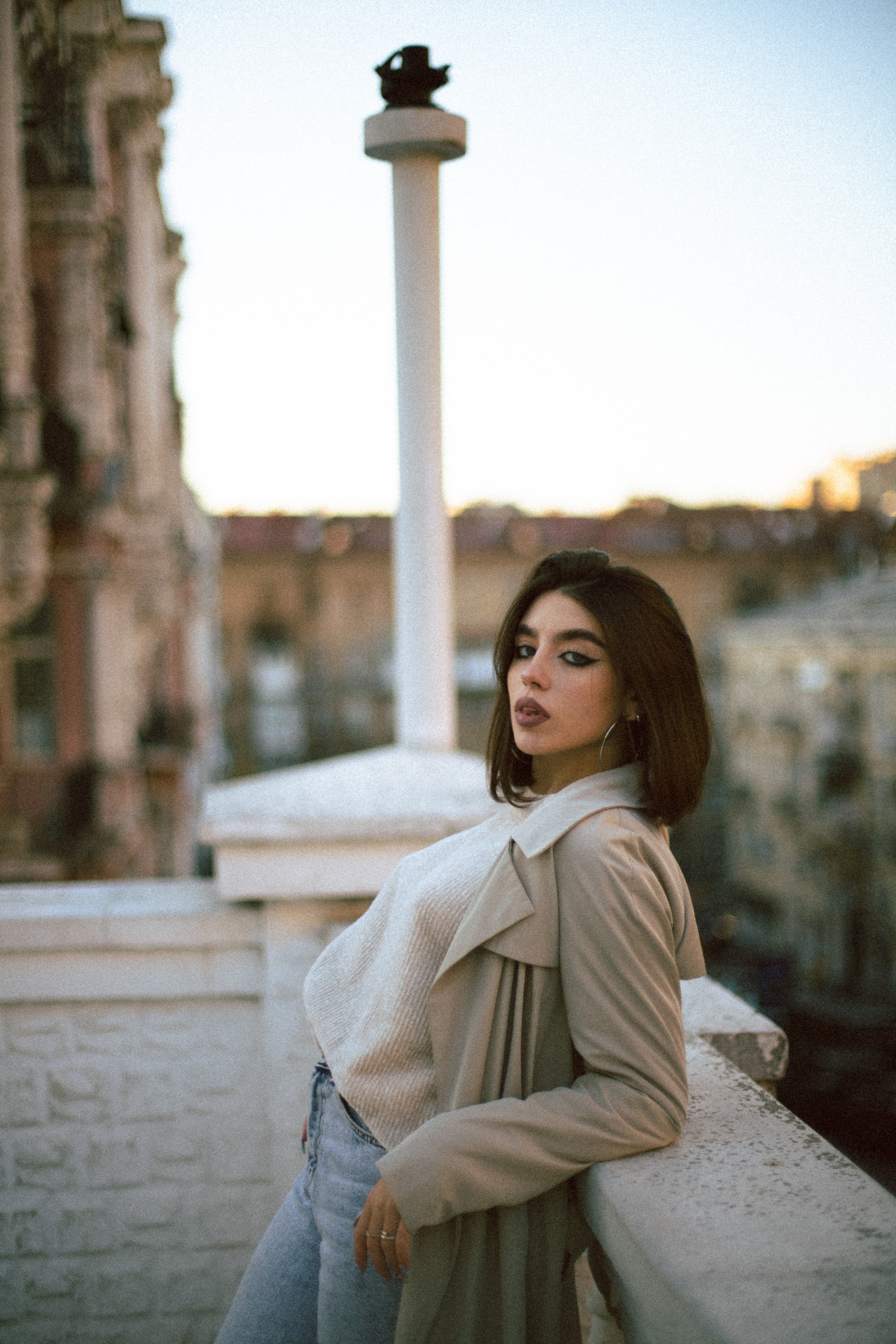 Her eyes. Обо мне