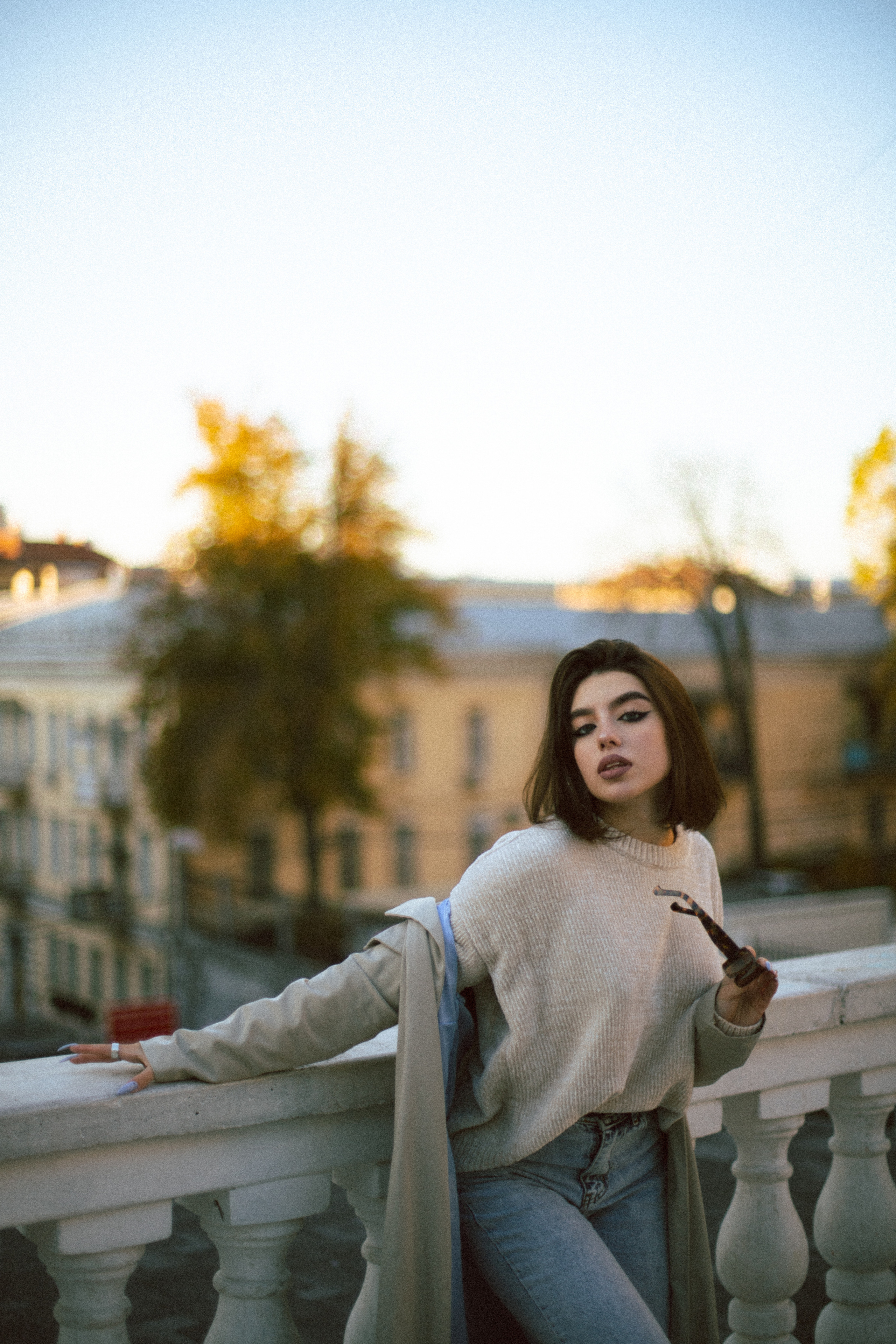 Her eyes. Обо мне