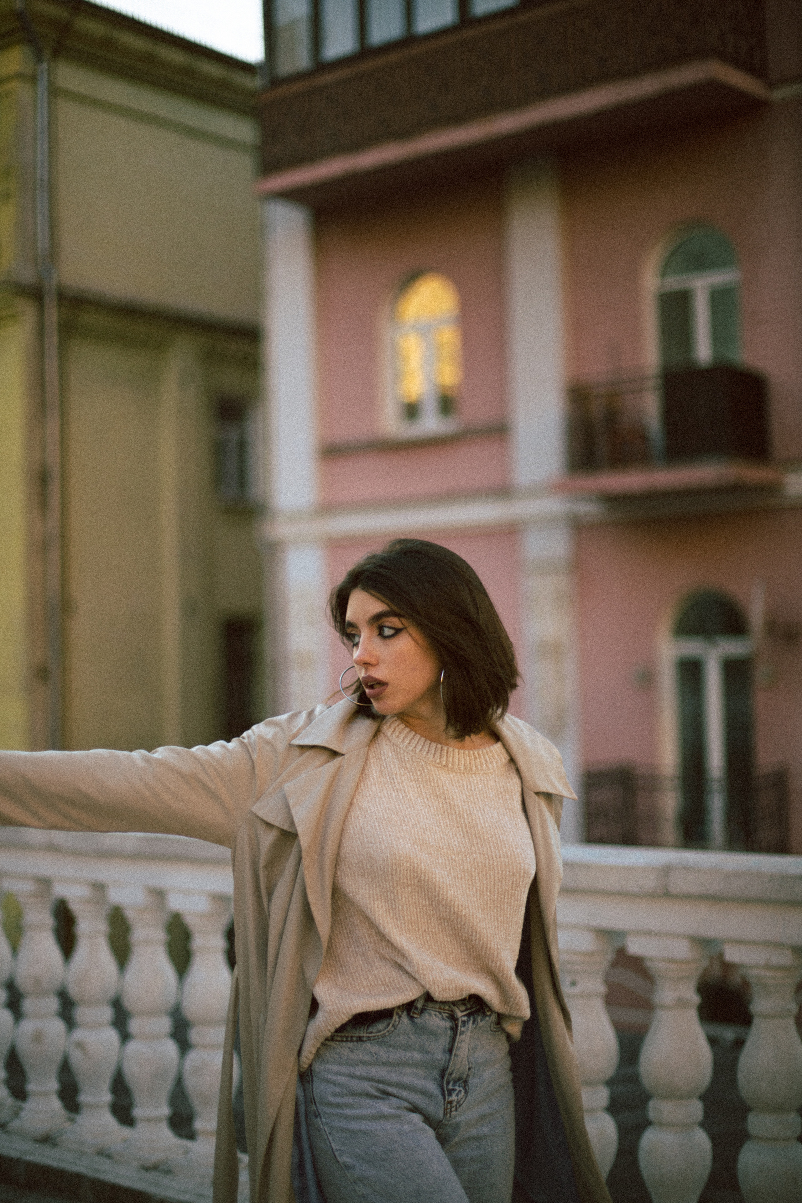 Her eyes. Обо мне