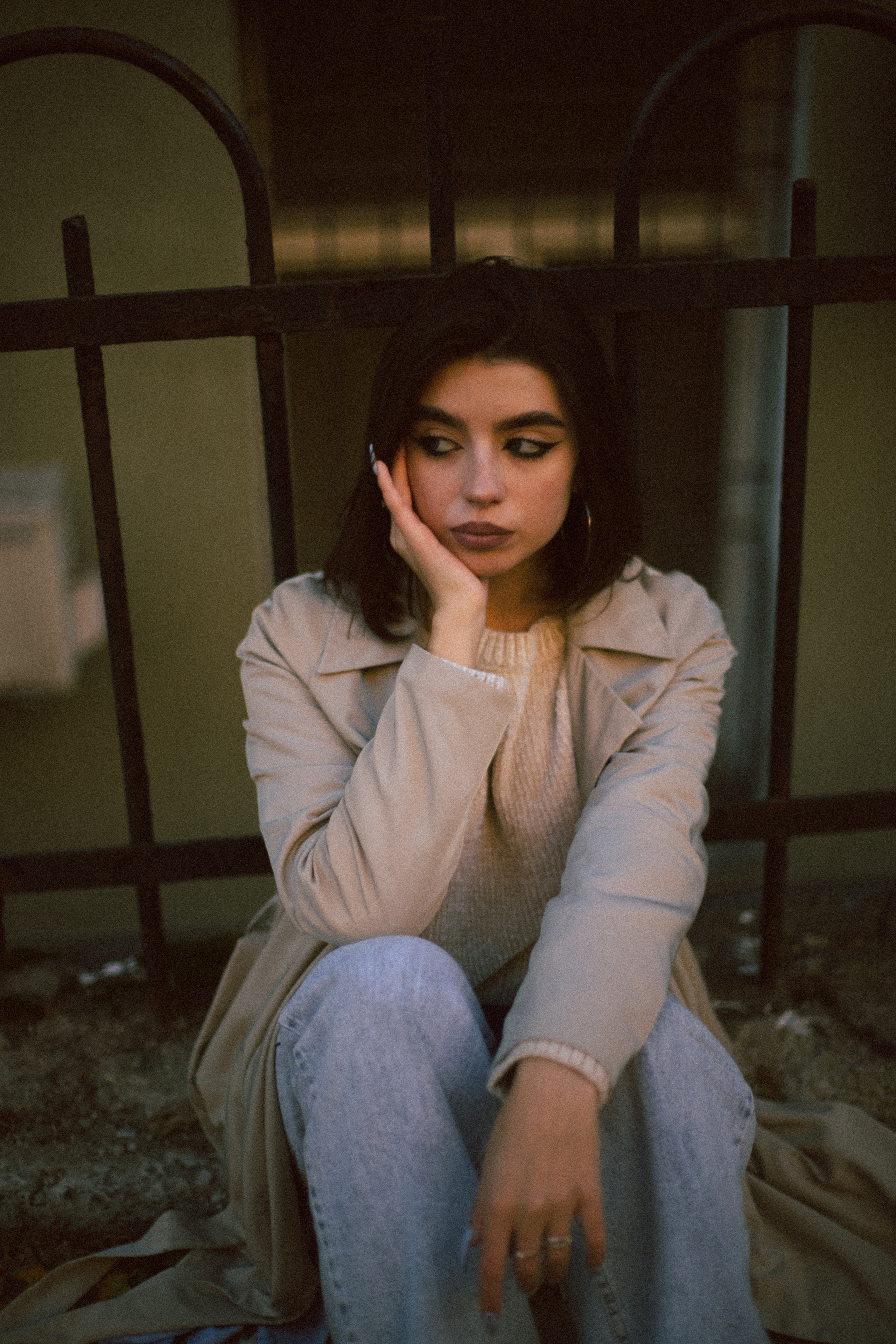 Her eyes. Обо мне