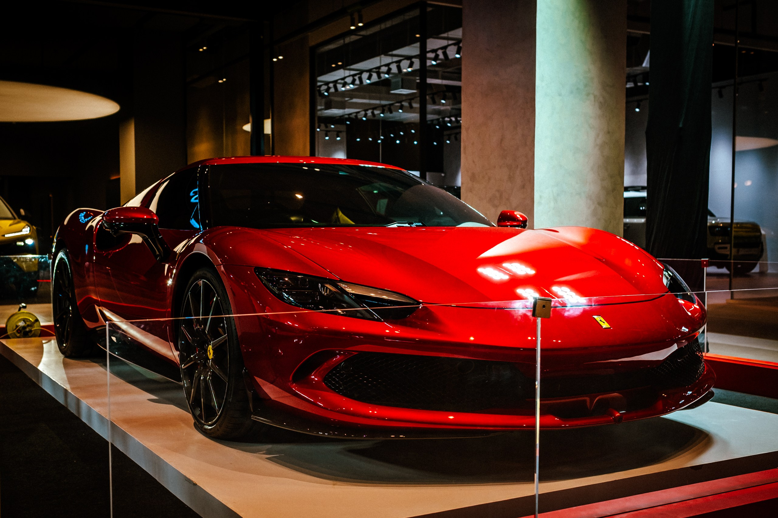 Auto gallery in EMSPHERE, Bangkok. Photographer in Seoul Dobrokvashina Natalya