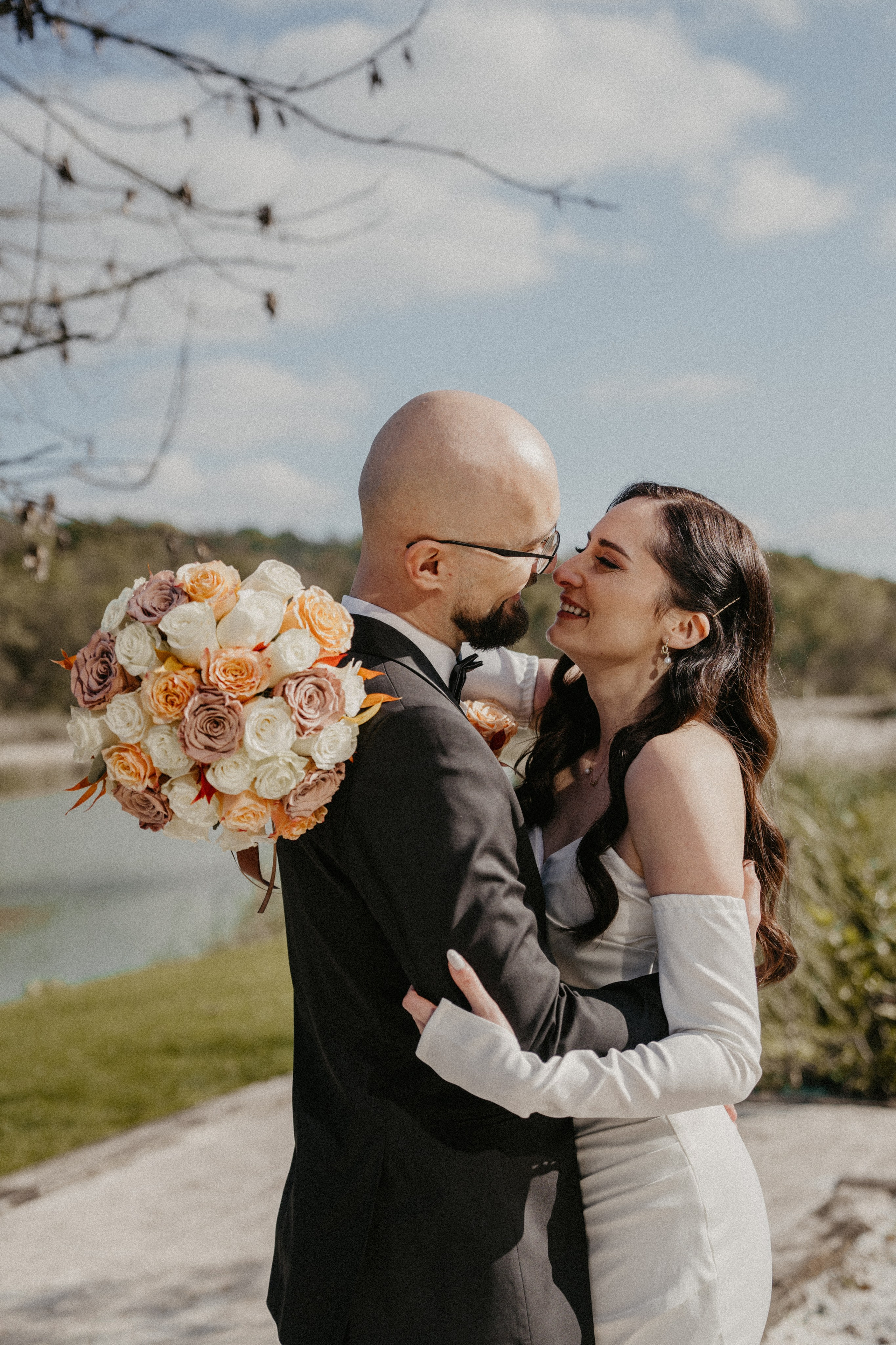 Lavinia & Gabriel. Gabrielacojocariu.com