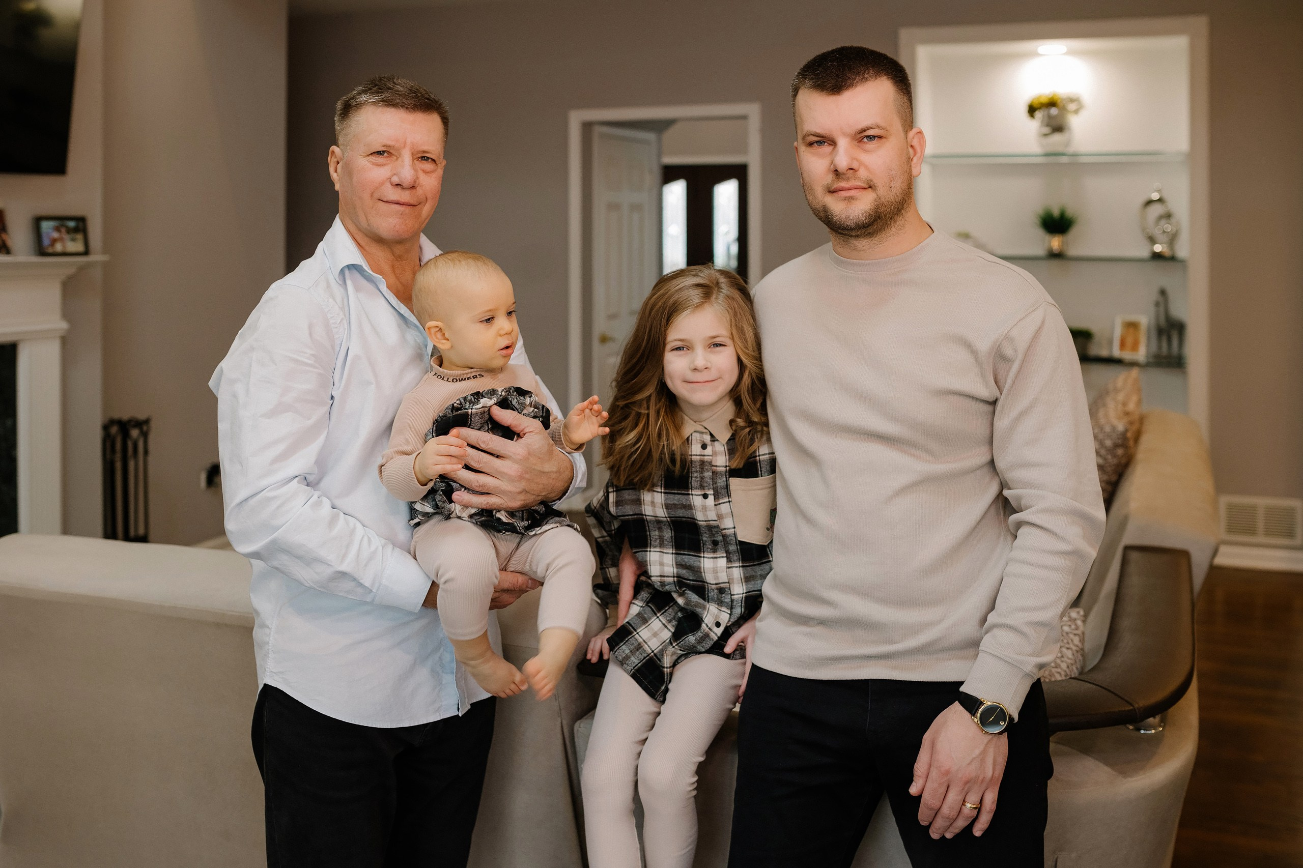 27.01.23 Family Photoshoot. Wedding family event photographer in Chicago Nick Yushevich