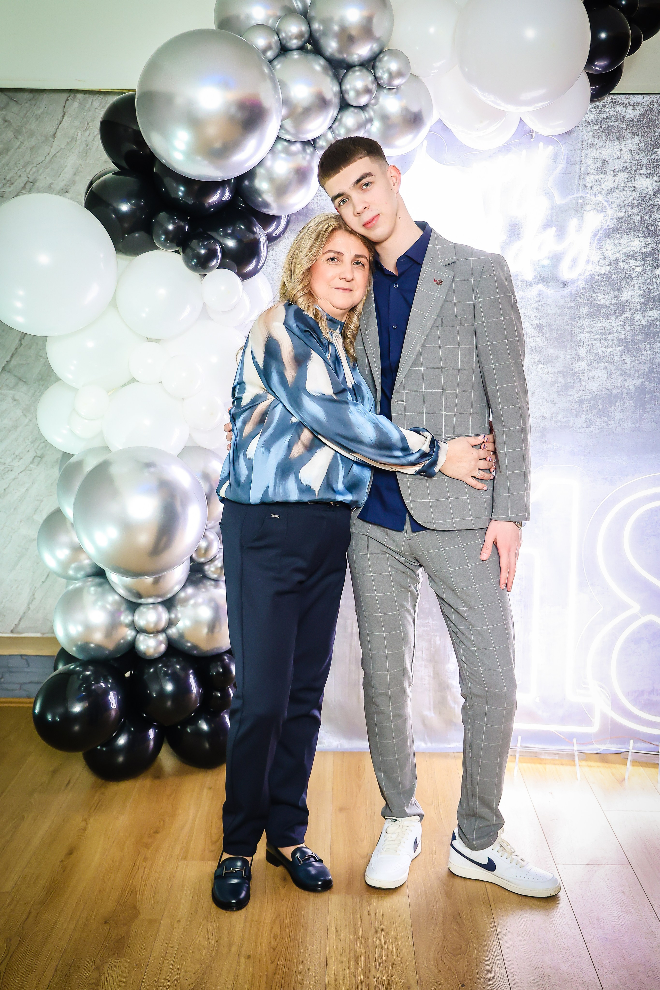 Stefan. ZORAN TORĐAN — FOTOGRAF I VIDEO PRODUCENT Zrenjanin