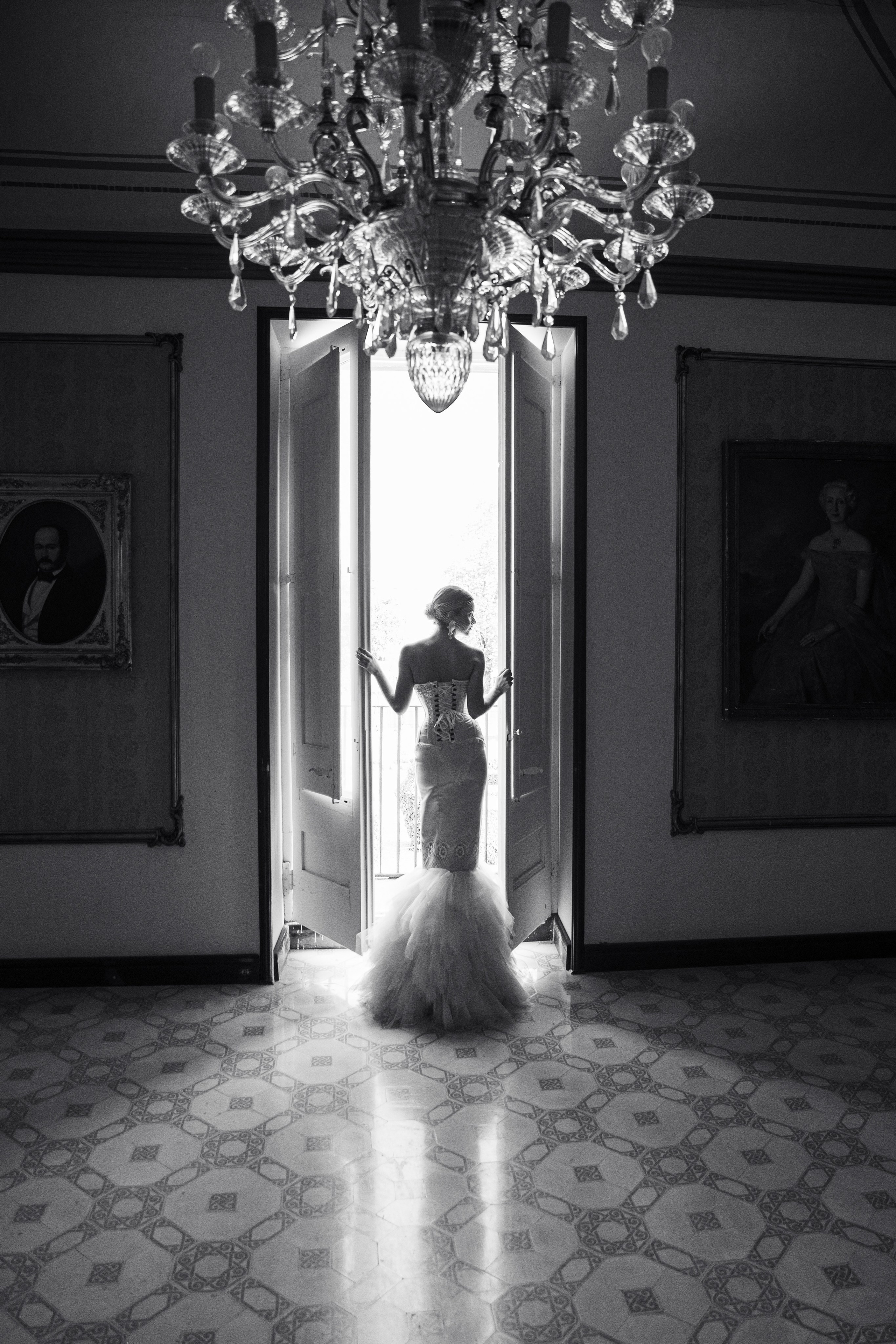 Wedding. Photographer in Paris