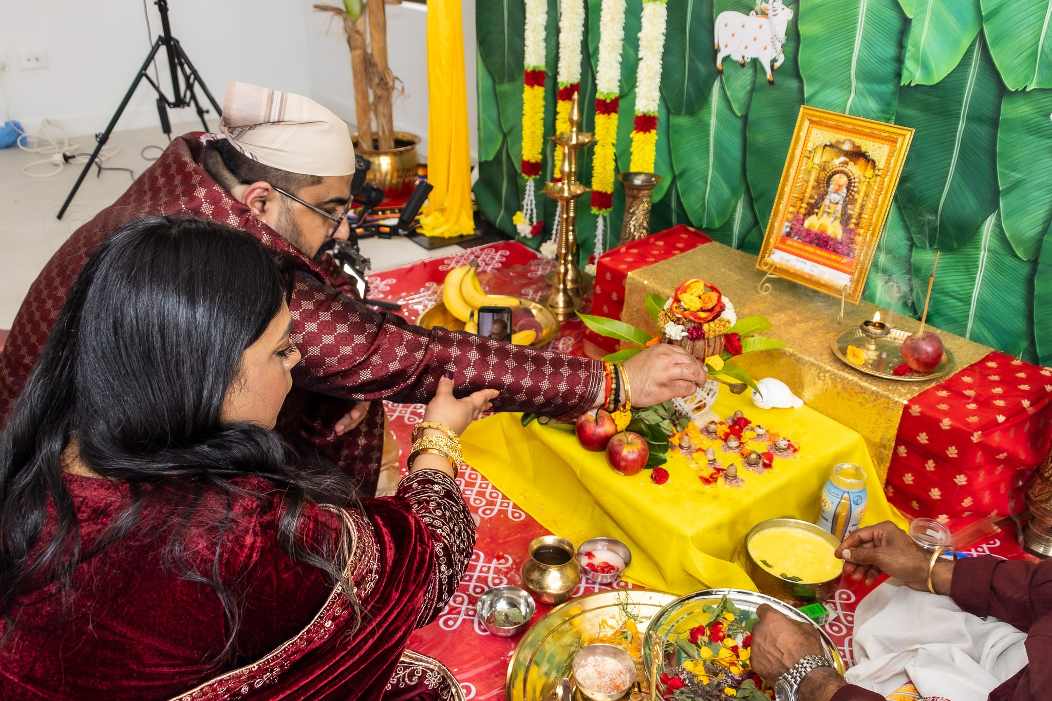 Mitesh & Asmita’s Housewarming. MHCreative is family-oriented photographer based in SYDNEY