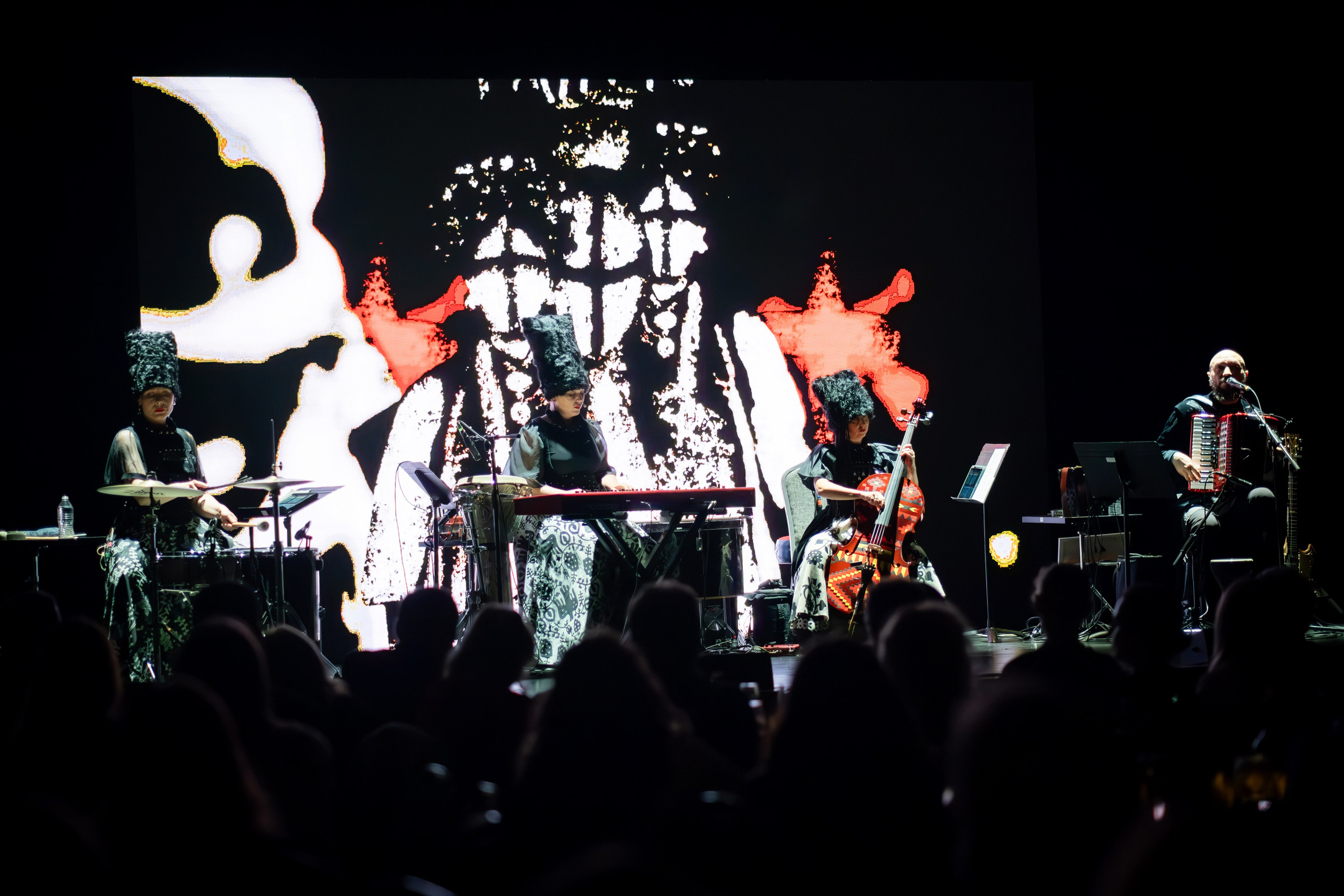 DAKHA BRAKHA. Reportage concert portrait photography in the San Francisco Bay Area