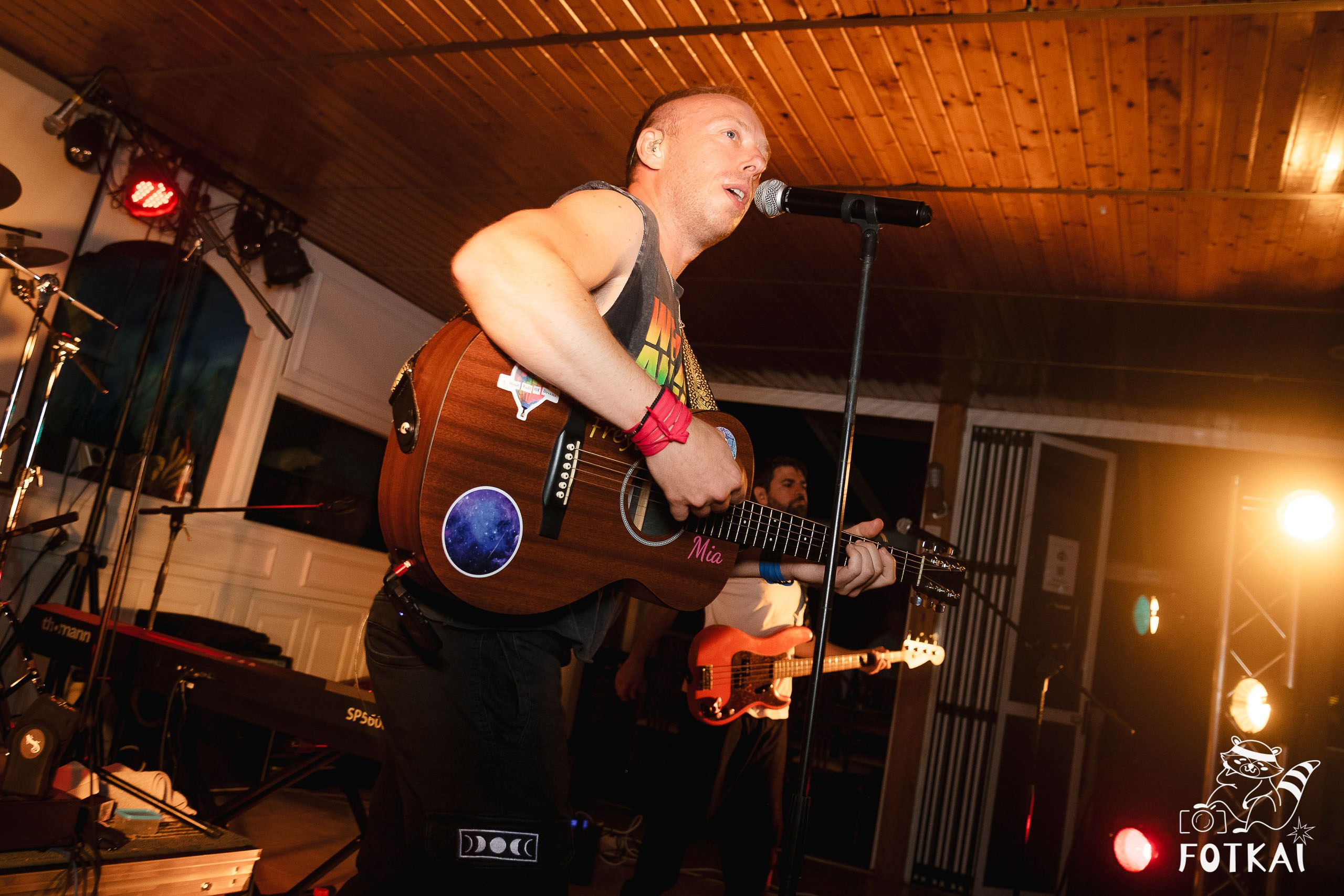 Ultimate Coldplay en Restaurante Los Cucalos: Reportaje fotográfico 17.09.25 | FOTKAI