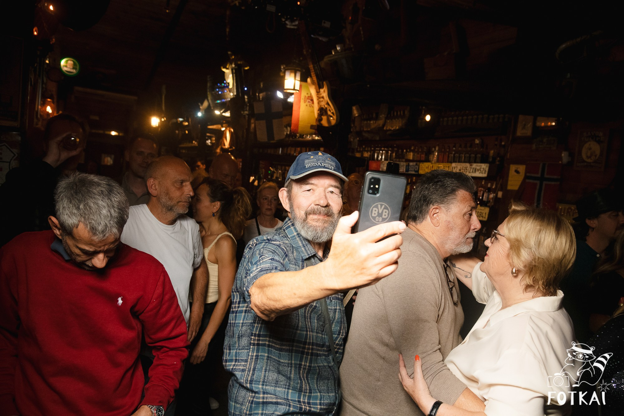 The Galaxy’s в El Paso Bar Торревьеха: фоторепортаж с концерта 21 марта 2026 года | FOTKAI