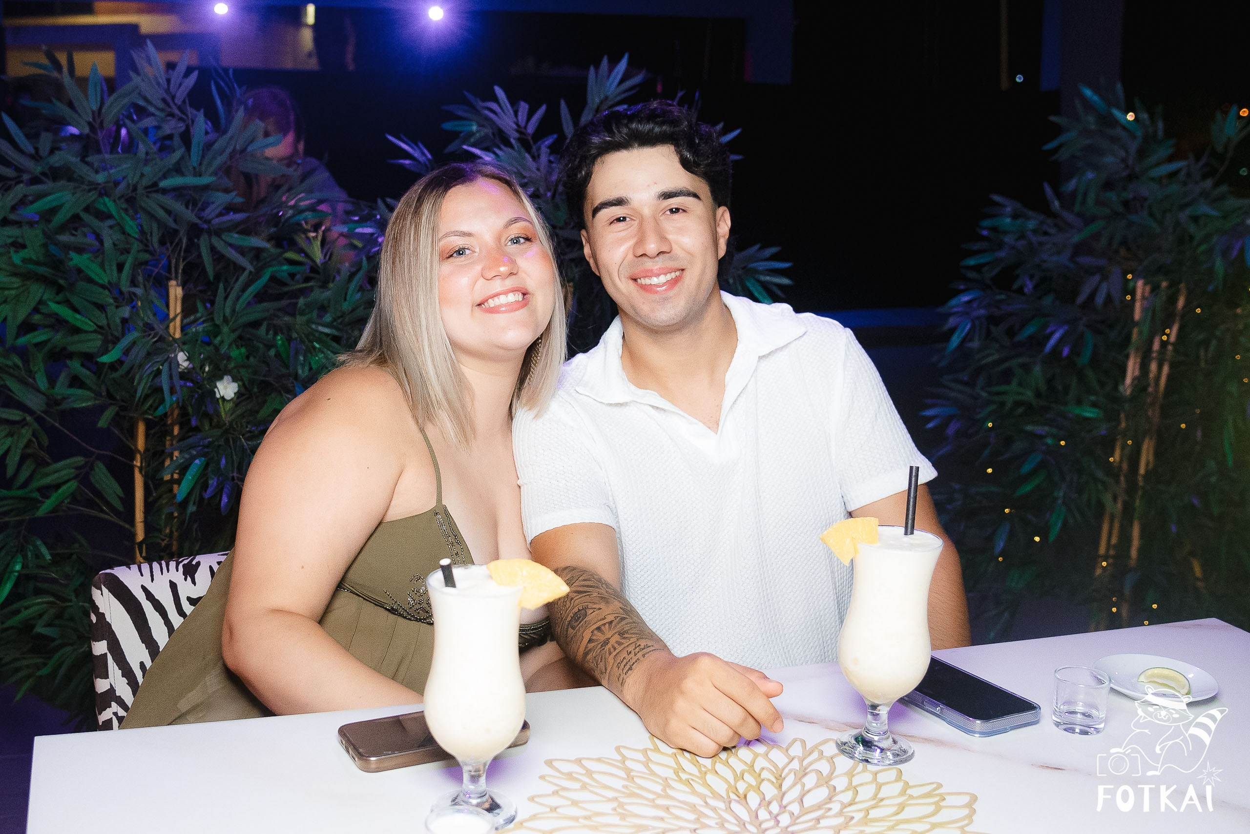 The Sunset Lounge Bar: Reportaje fotográfico 15.08.25 | FOTKAI