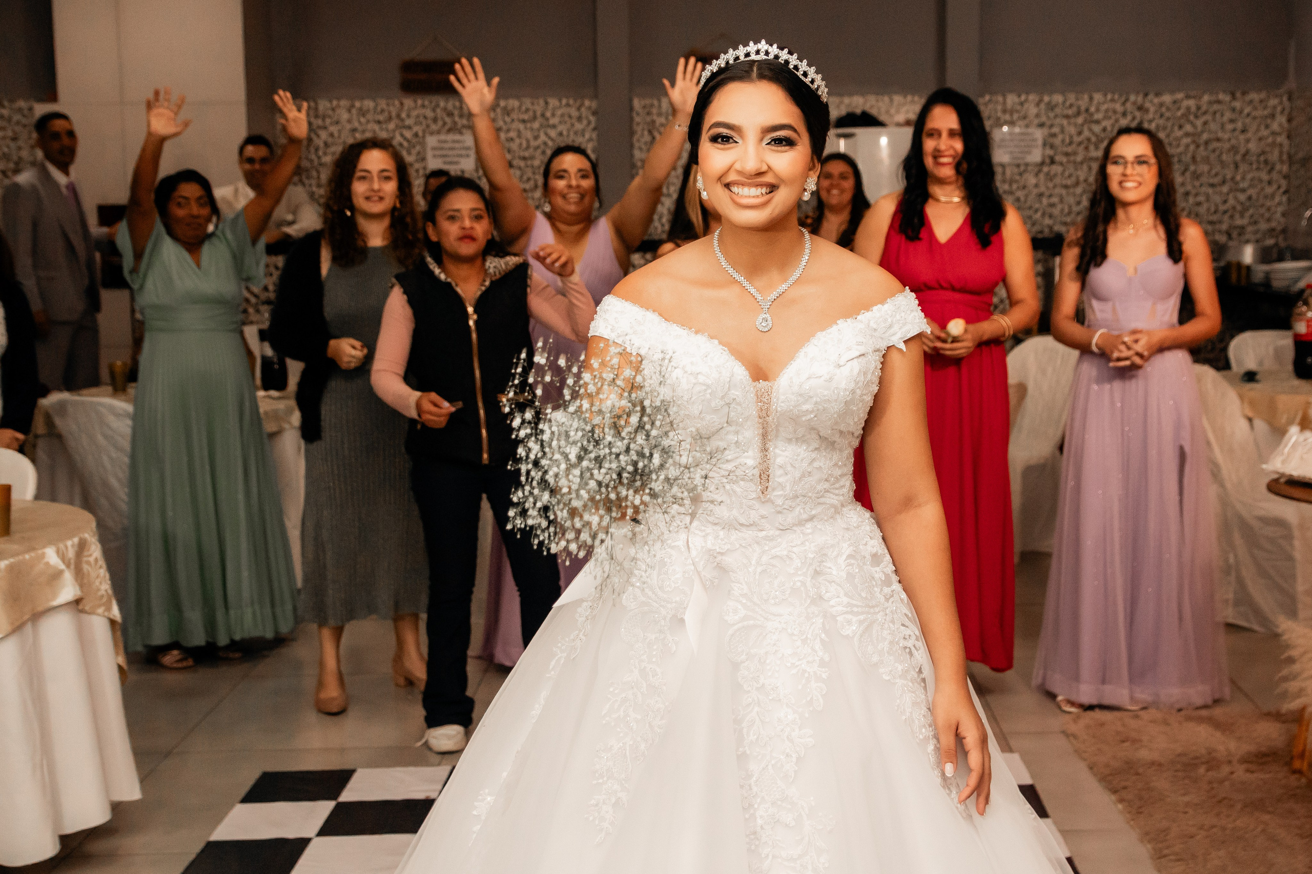 Maysa e Felipe — Making off da Noiva e Recepção. Fotógrafa de casamento e festa infantis em Marilía, São Paulo