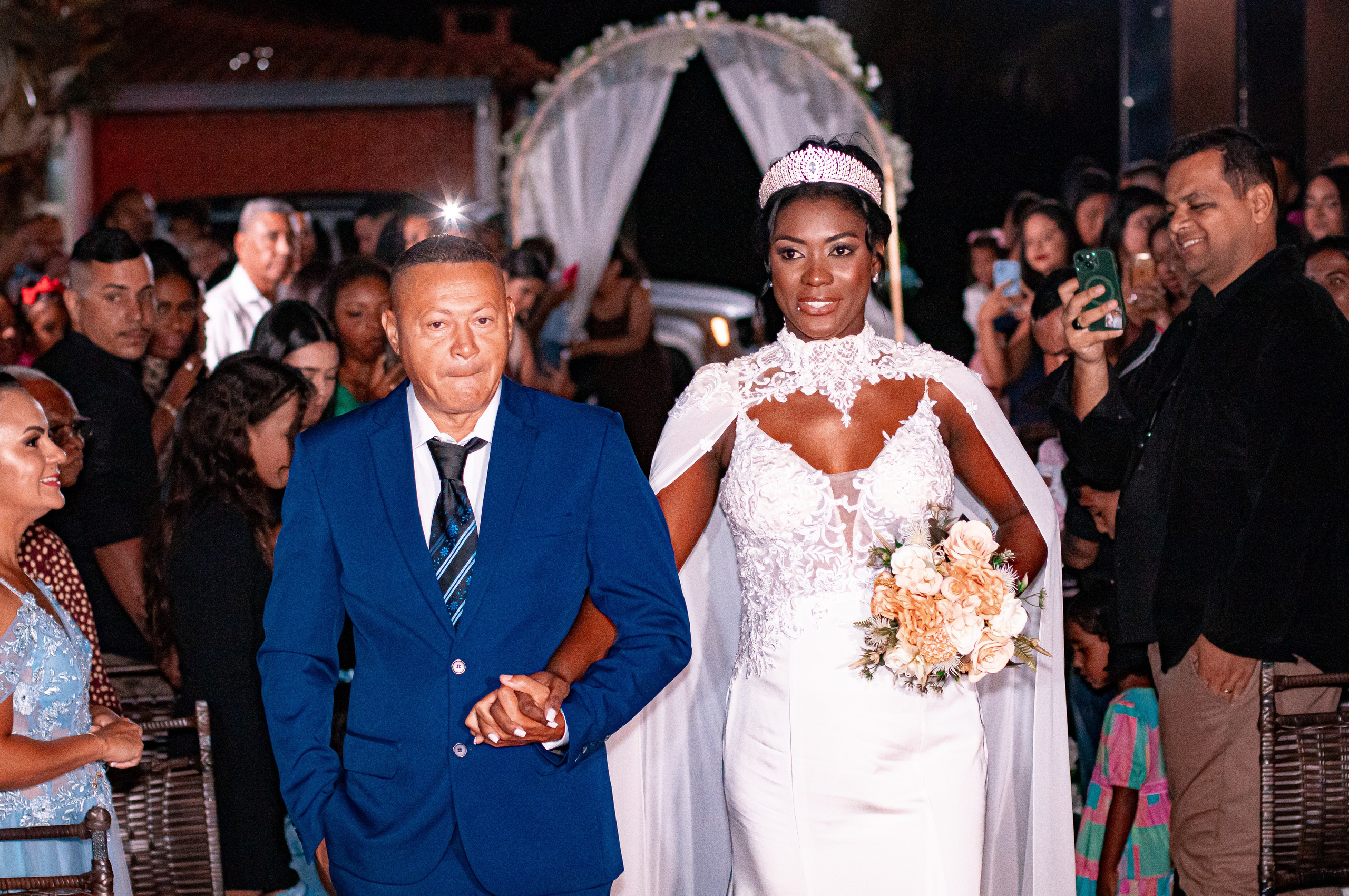 Sara e Jhonathan. Fotógrafa de casamento e festa infantis em Marilía, São Paulo