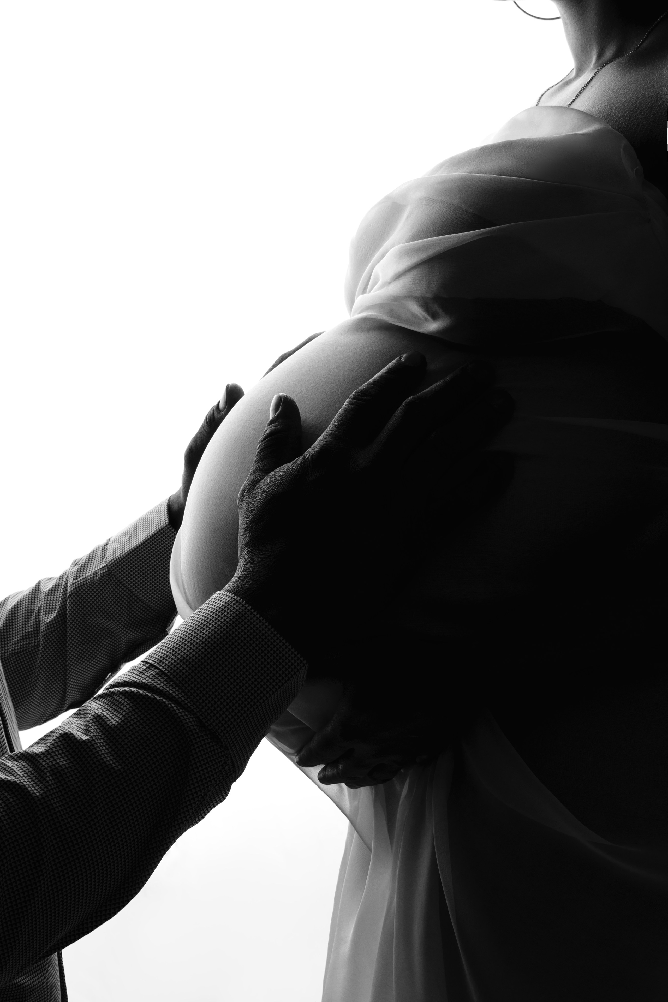 Babybauch Fotoshooting im Studio und on Location. Neugeborene, Baby Fotografin in Düren (NRW) - Vitalina Unruh